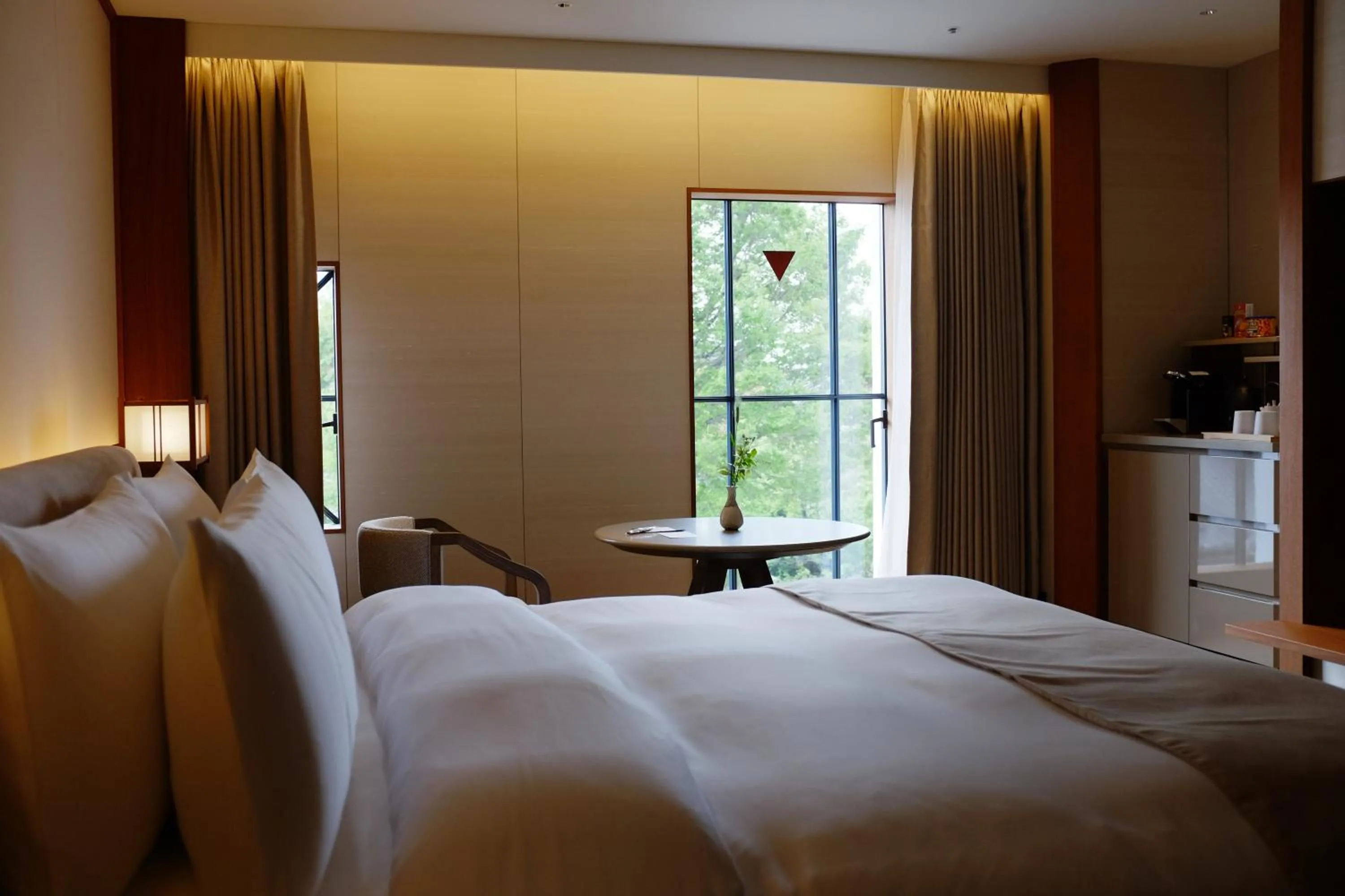 Bed in Imperial Hotel, Kyoto
