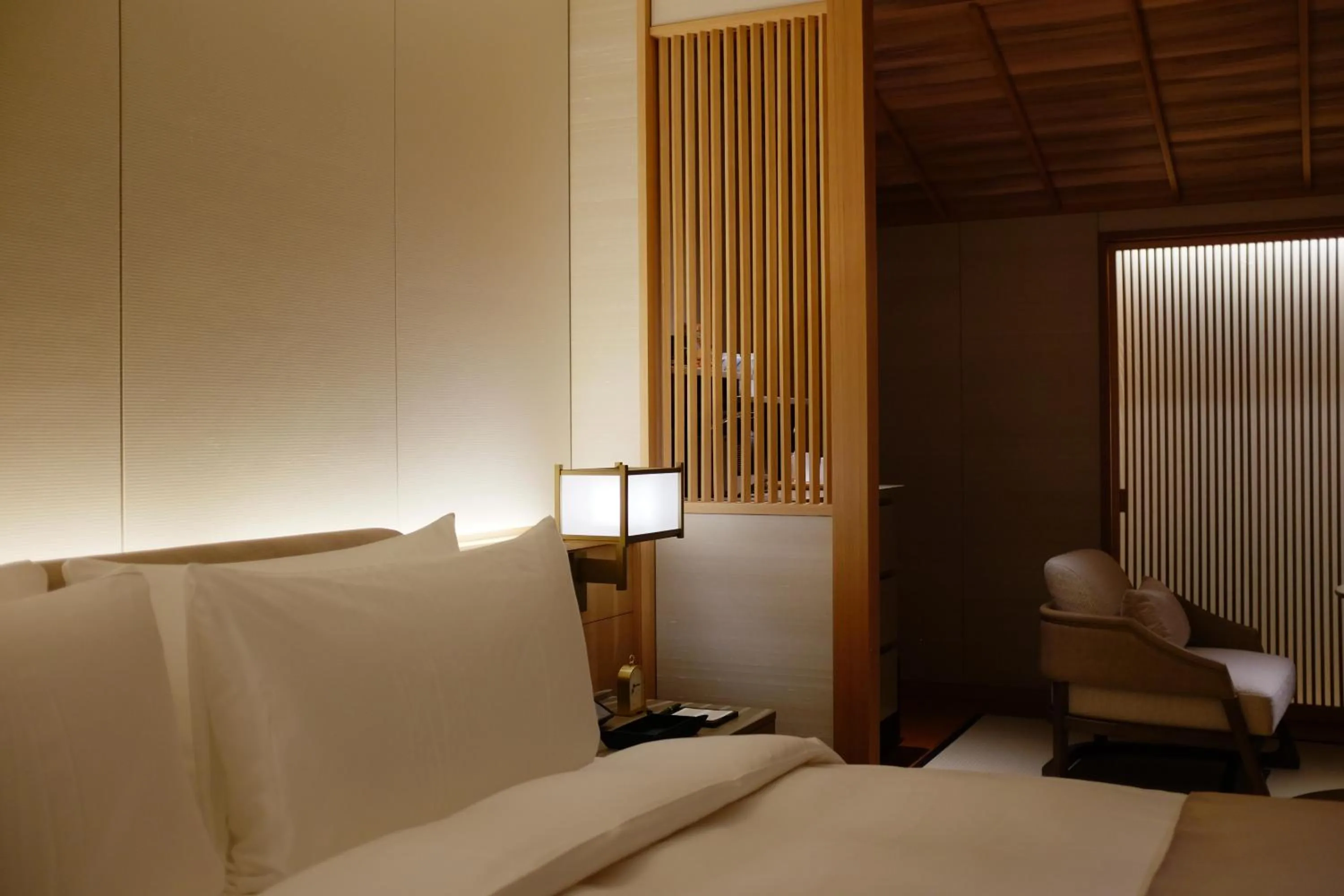 Bed in Imperial Hotel, Kyoto