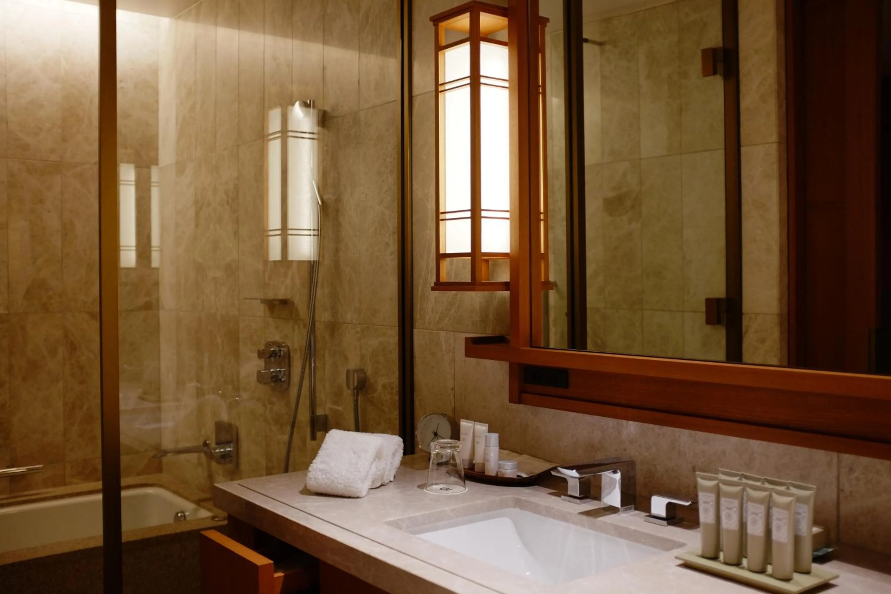 Shower in Imperial Hotel, Kyoto