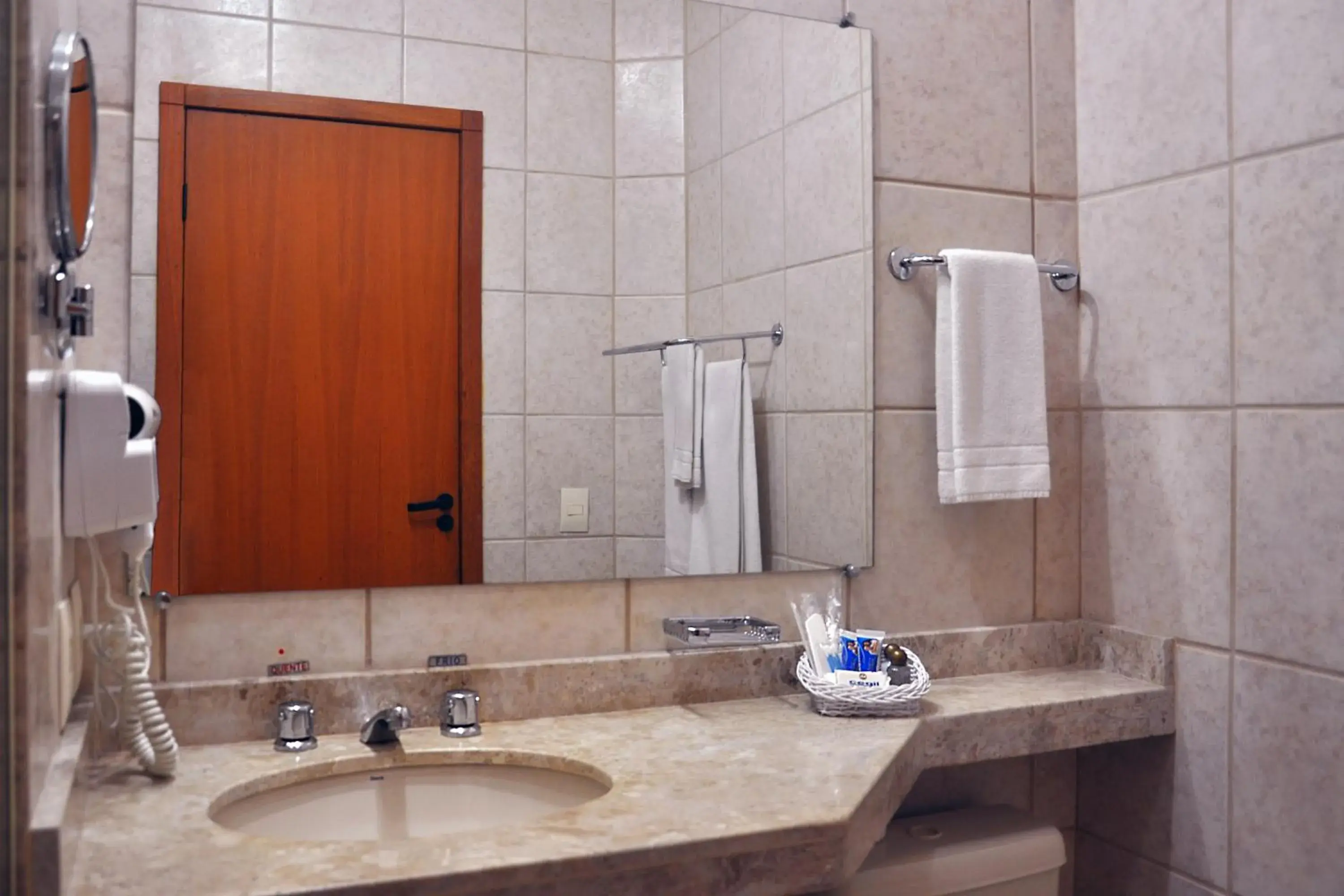 Double Room in Cegil Hotel Boulevard Double Room in Cegil Hotel Boulevard