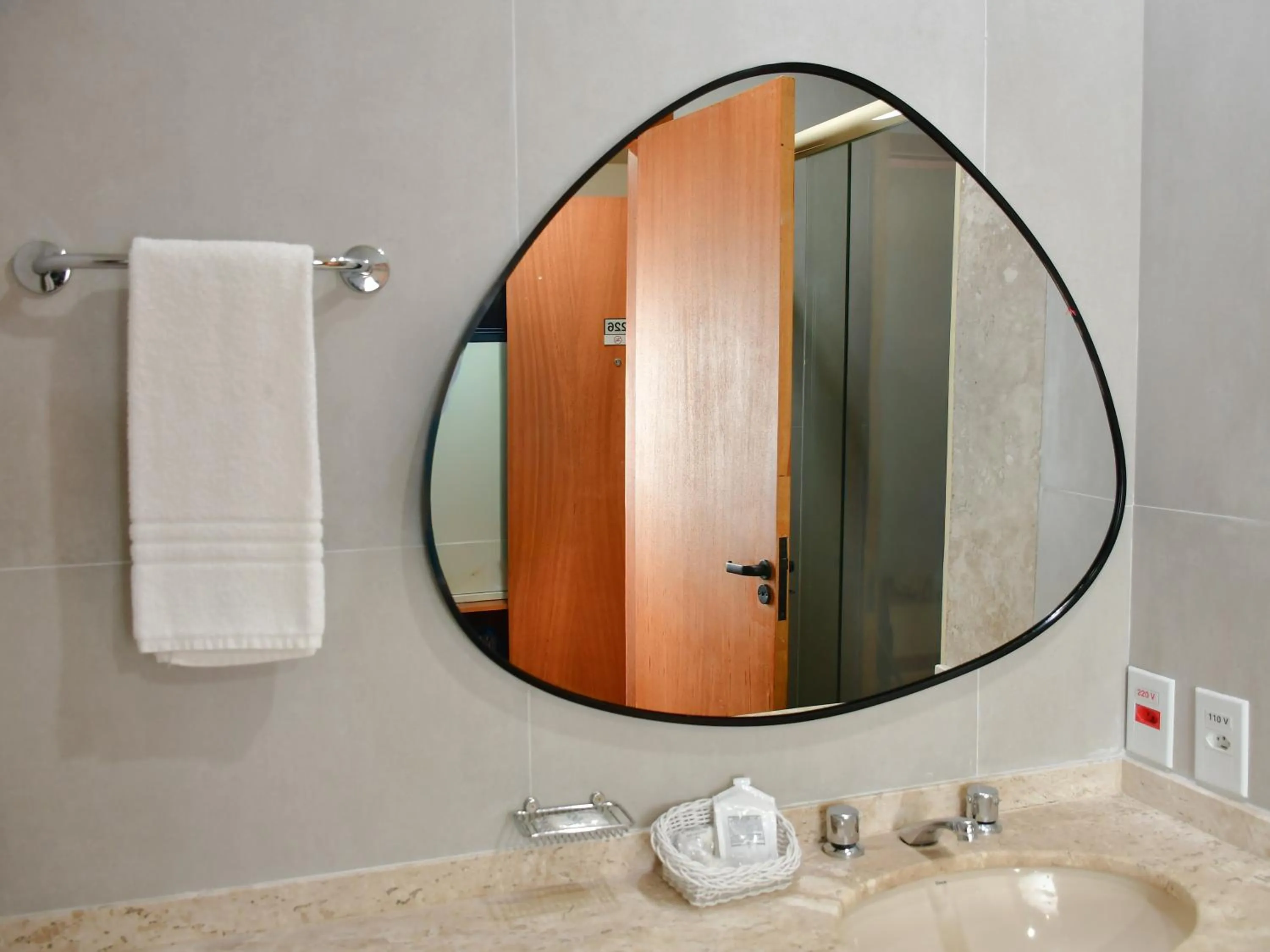 Bathroom in Giorni Hotel Boulevard