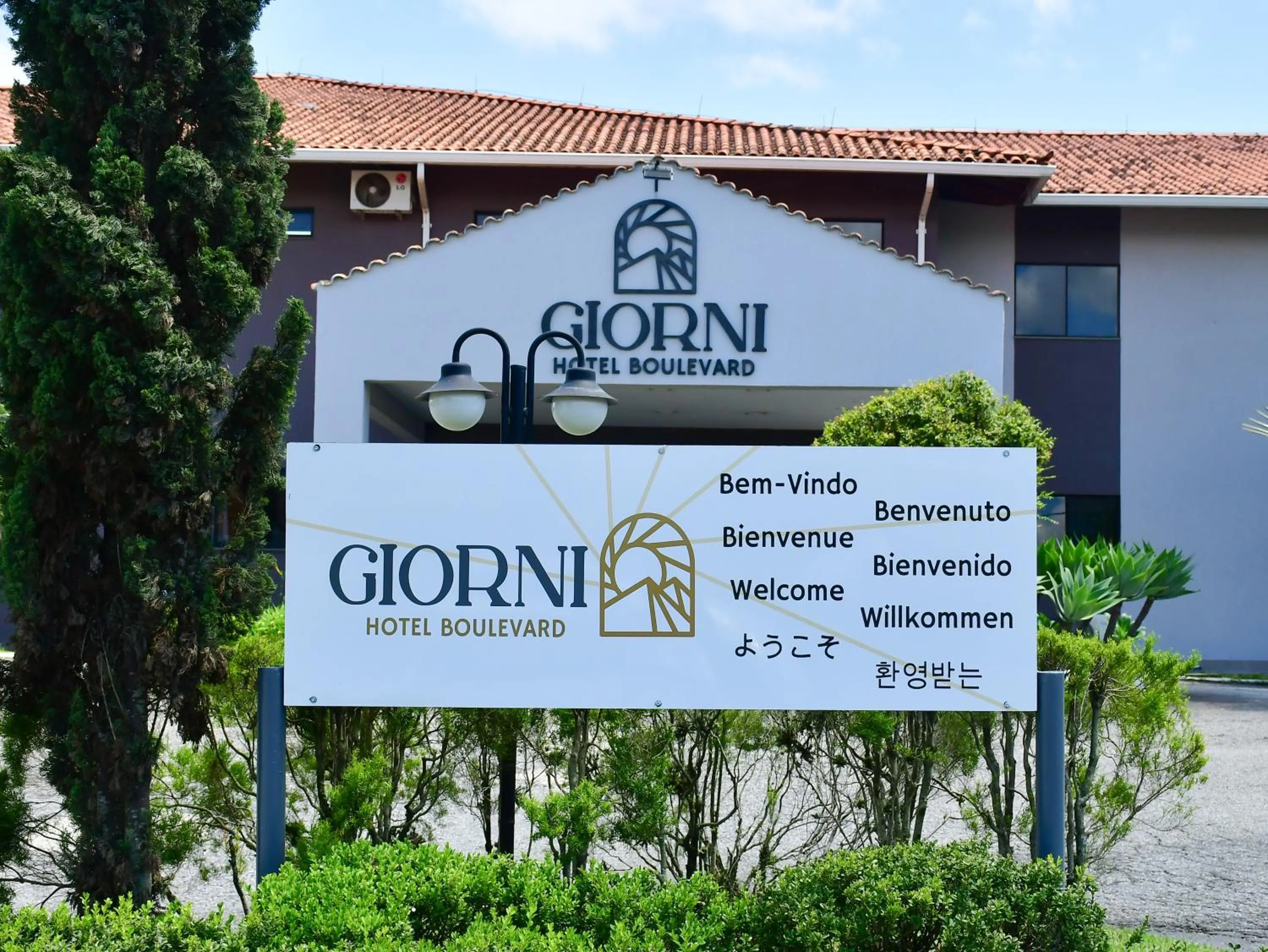 Property logo or sign in Giorni Hotel Boulevard