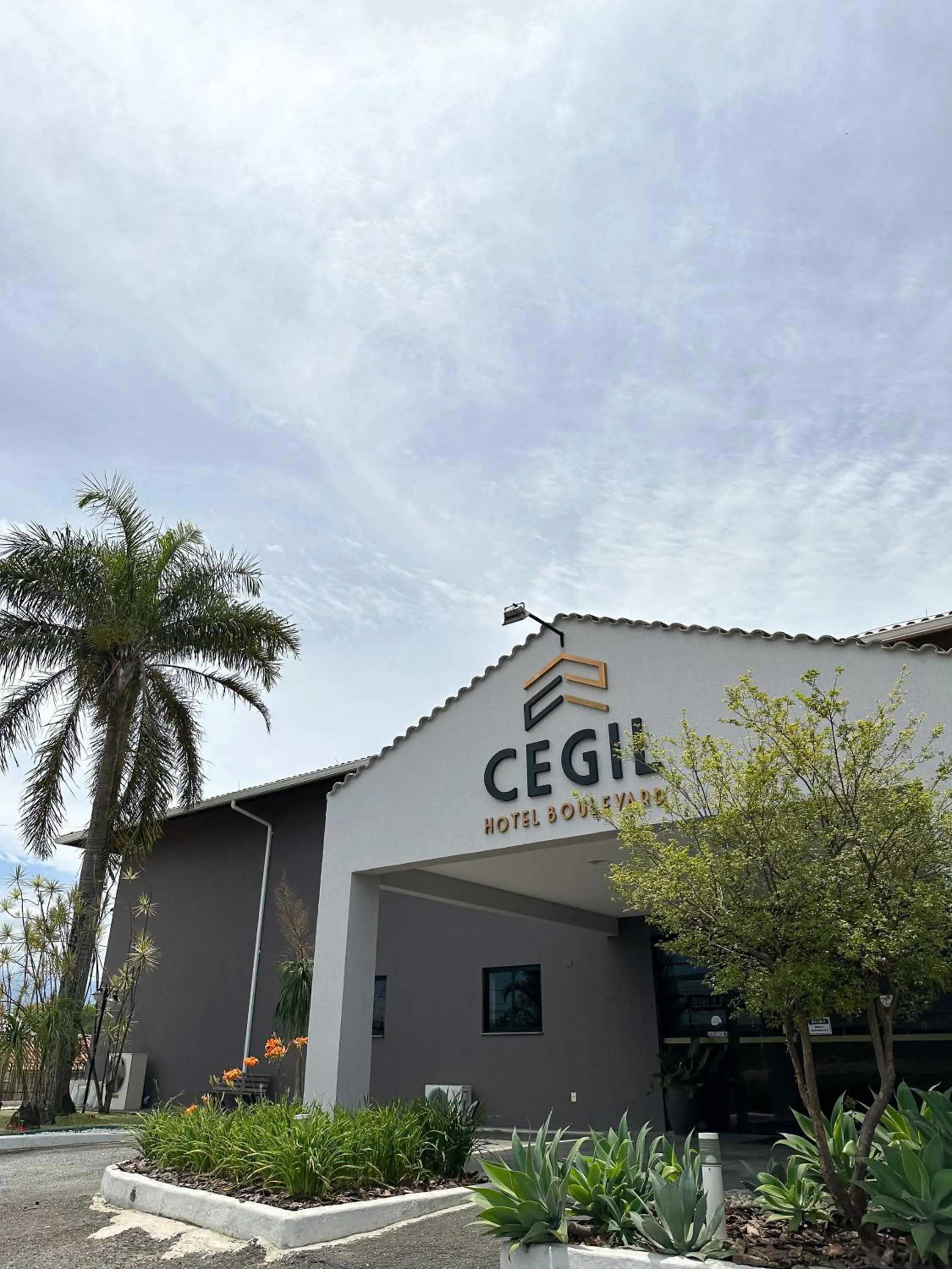 Property building in Cegil Hotel Boulevard