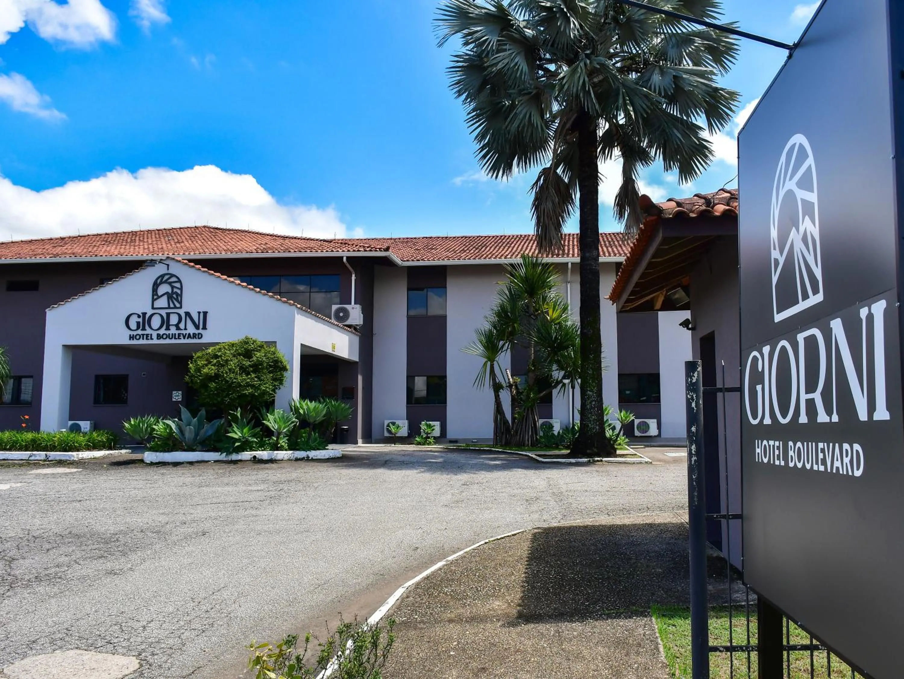 Property logo or sign in Giorni Hotel Boulevard