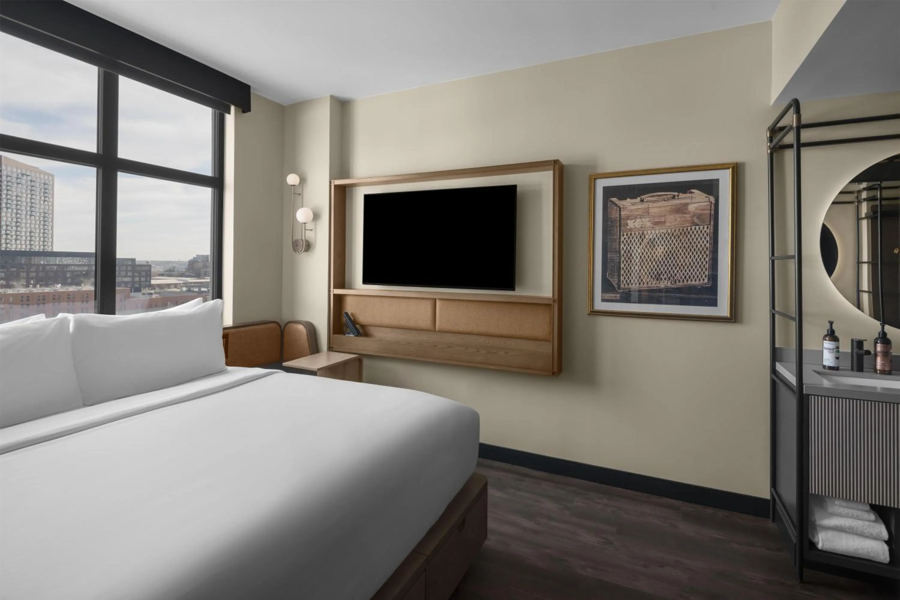 View (from property/room), Bed in Motto By Hilton Nashville Downtown