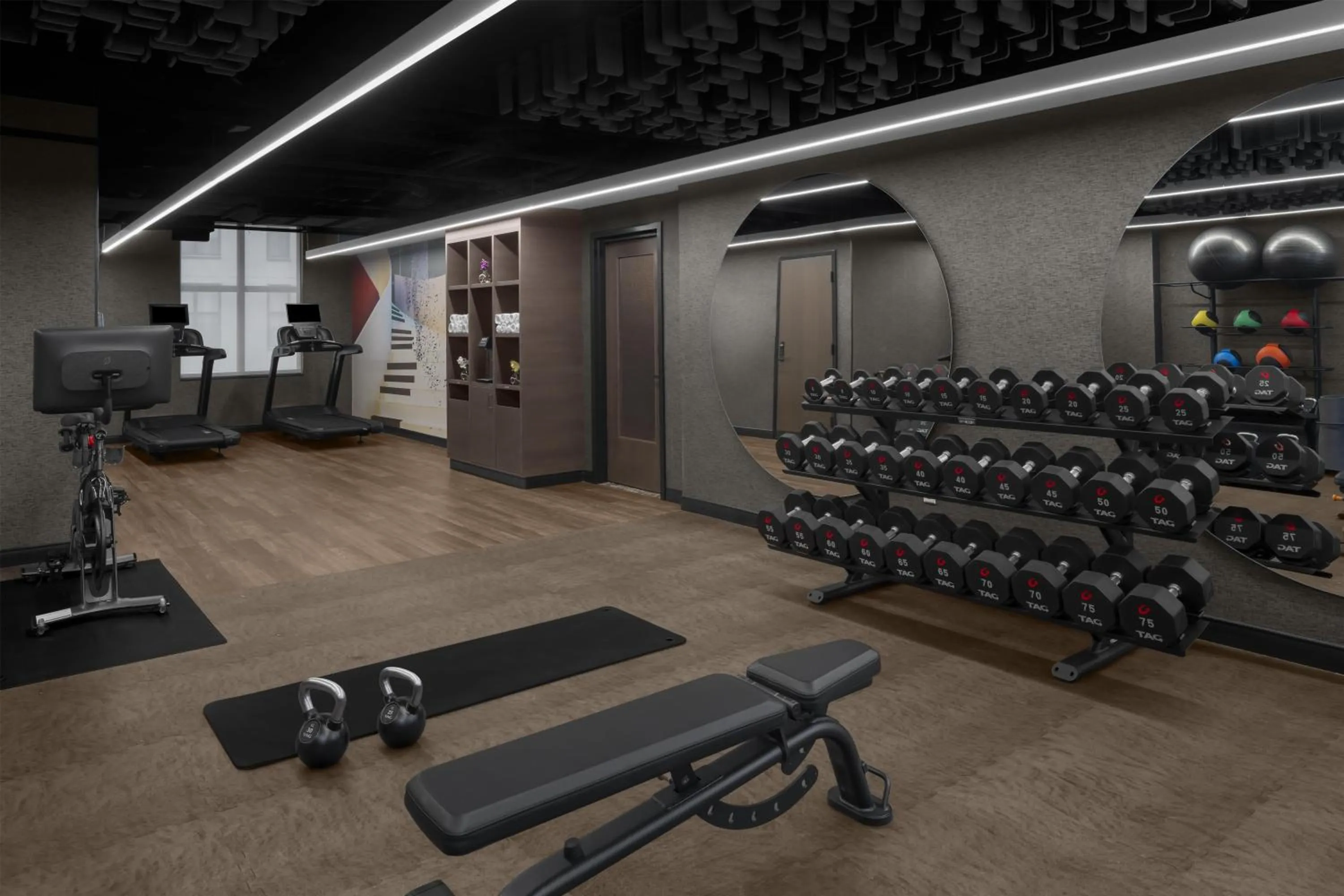 Fitness centre/facilities in Motto By Hilton Nashville Downtown