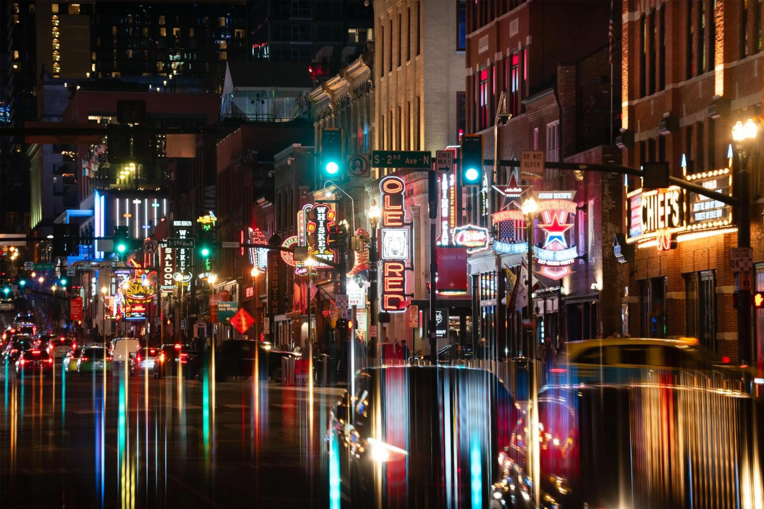 Property building in Motto By Hilton Nashville Downtown