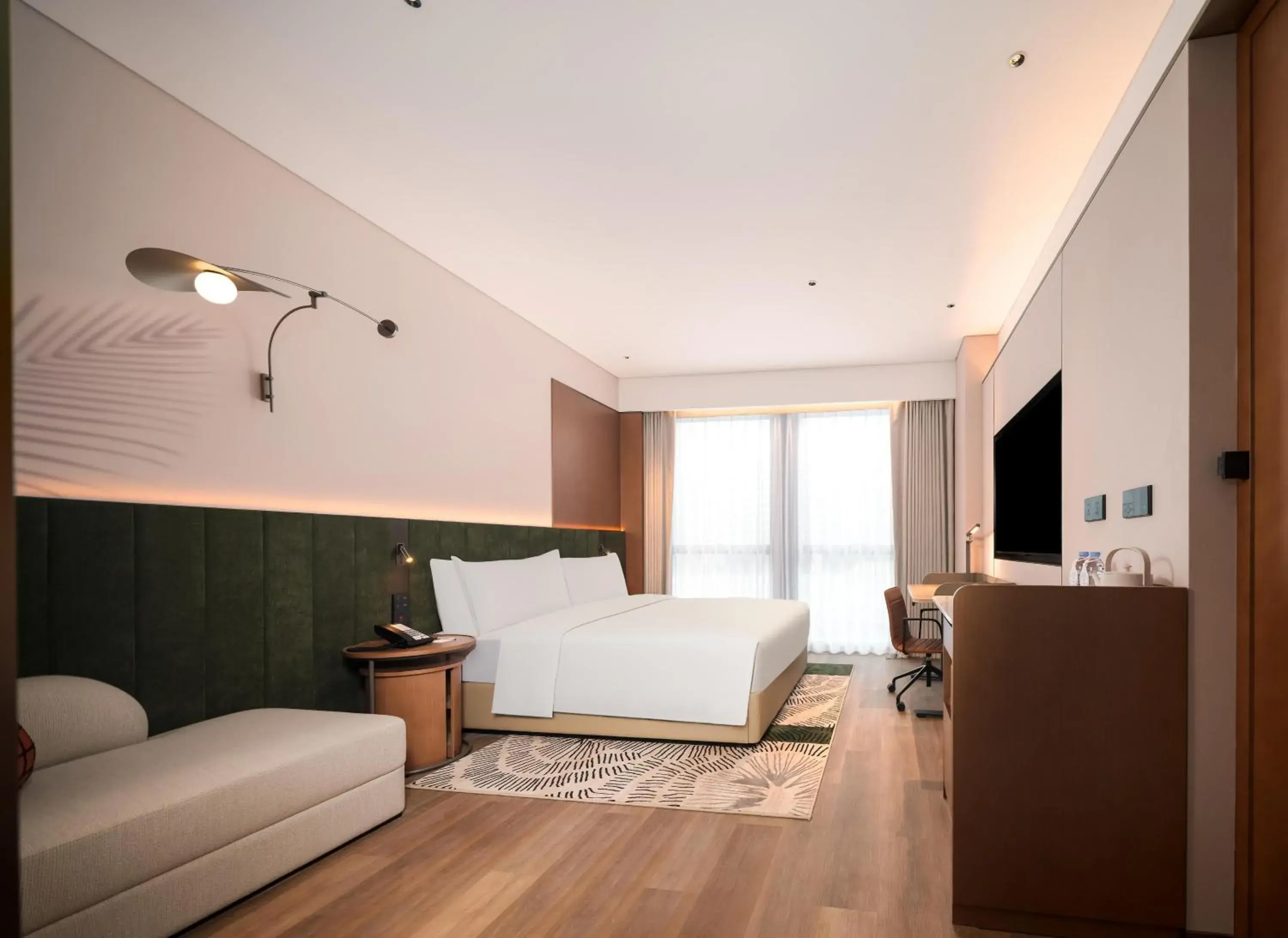 King Room - Mobility Accessible in Hilton Garden Inn Chengdu East Railway Station King Room - Mobility Accessible in Hilton Garden Inn Chengdu East Railway Station