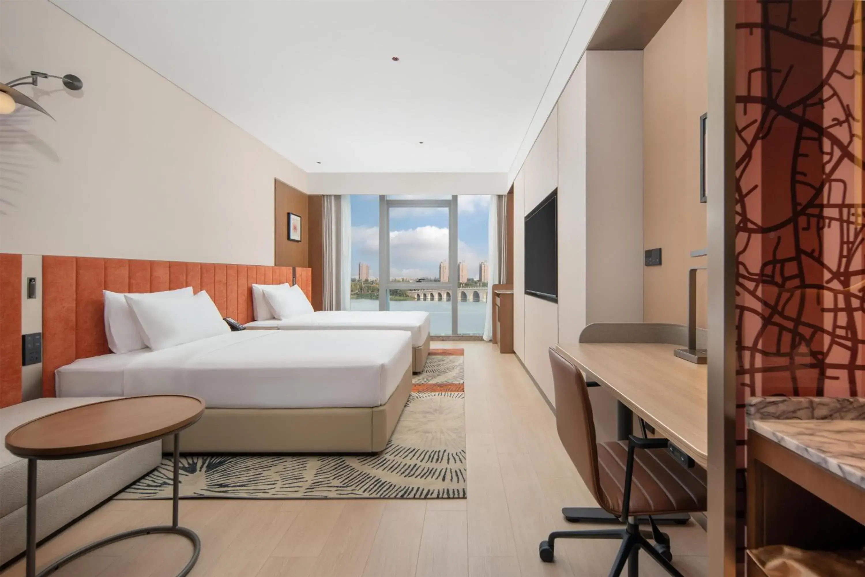 Twin Room with Lake View in Hilton Garden Inn Wuhu Economic Tech Zone Twin Room with Lake View in Hilton Garden Inn Wuhu Economic Tech Zone