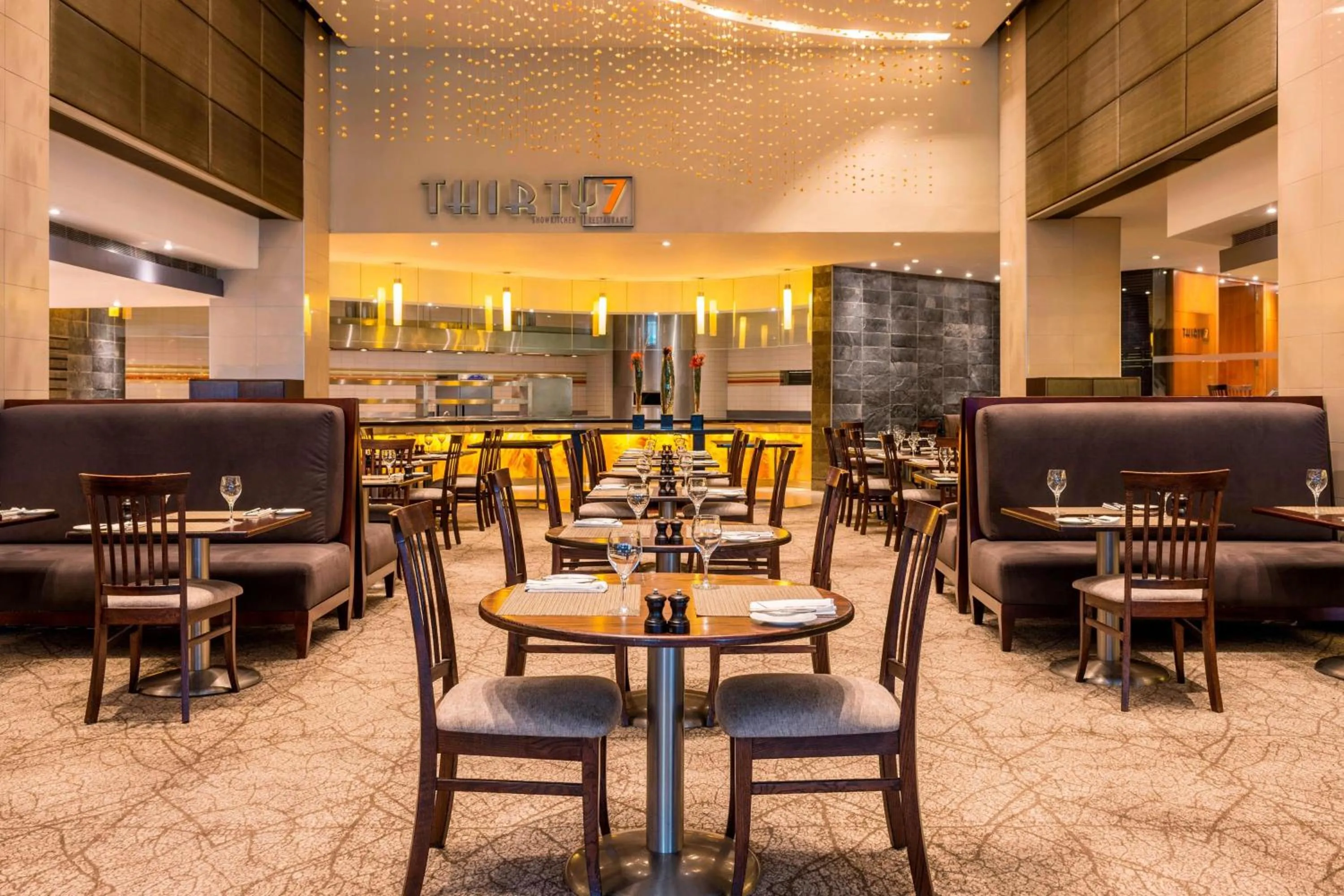 Restaurant/places to eat in The Westin Cape Town