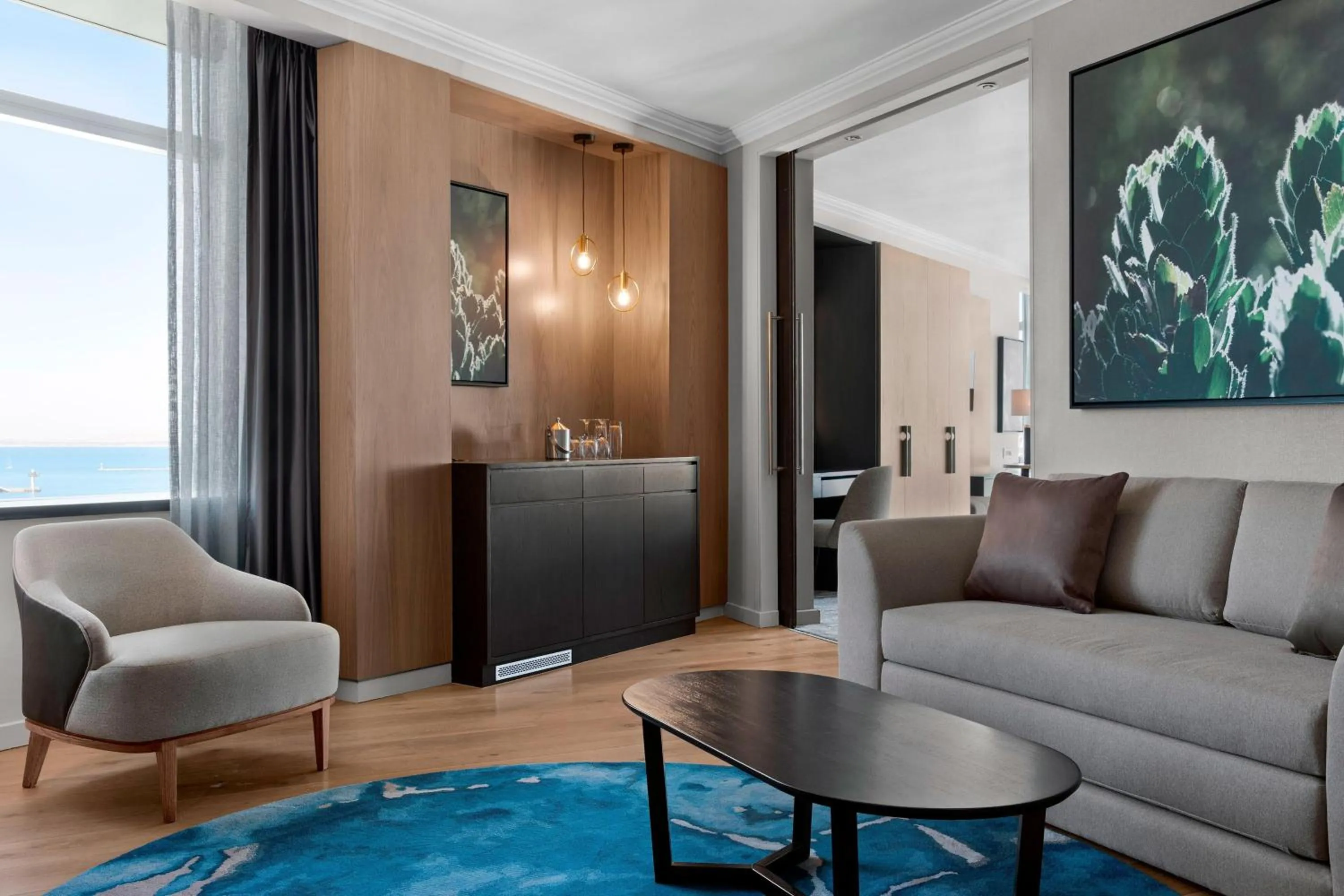 Lounge or bar in The Westin Cape Town