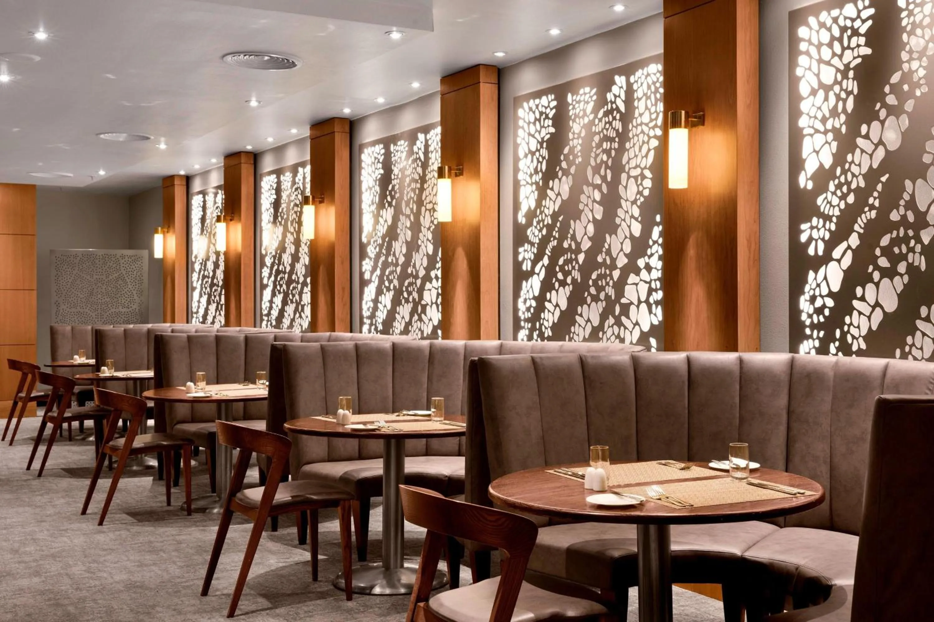 Restaurant/places to eat in The Westin Cape Town