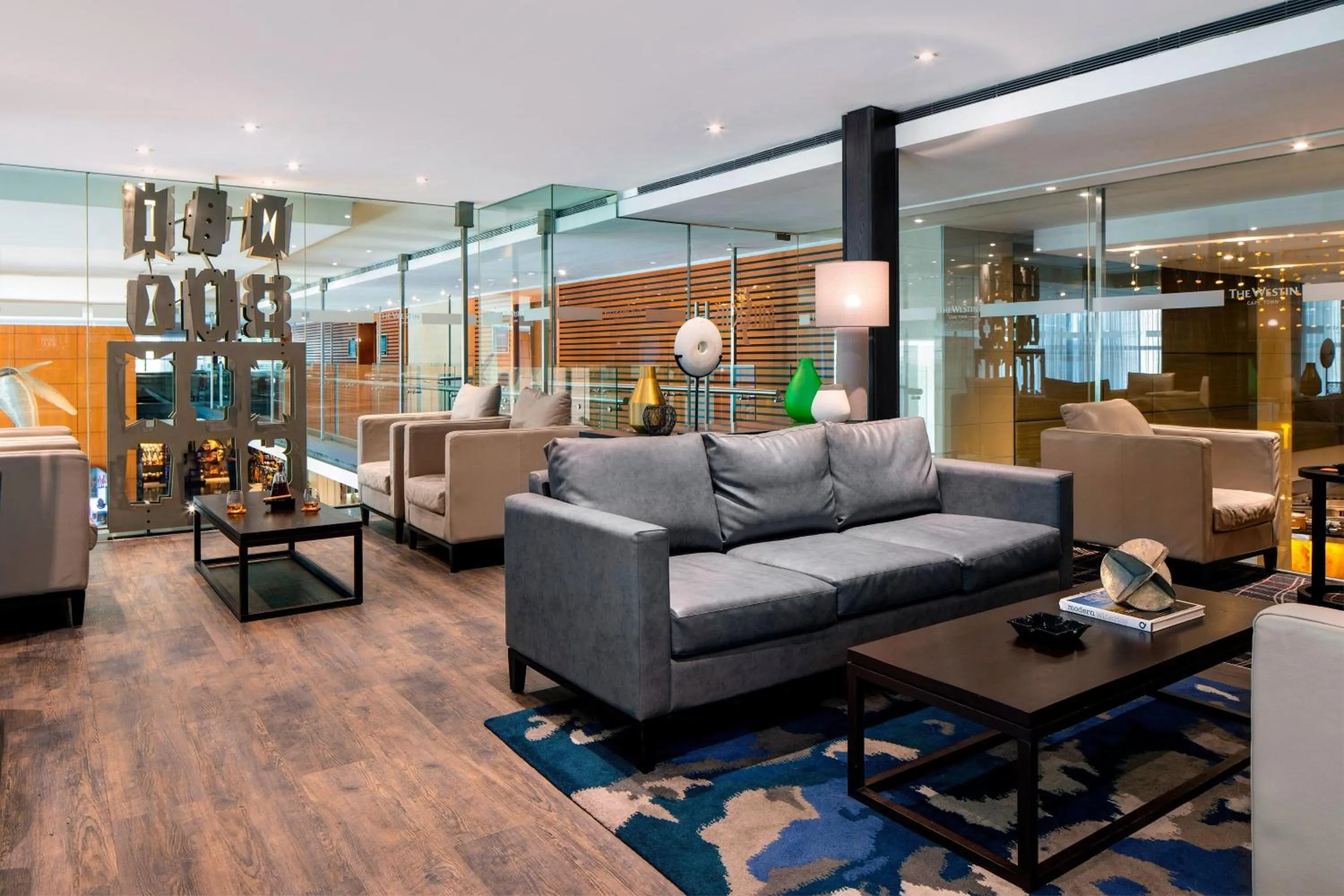 Lounge or bar in The Westin Cape Town