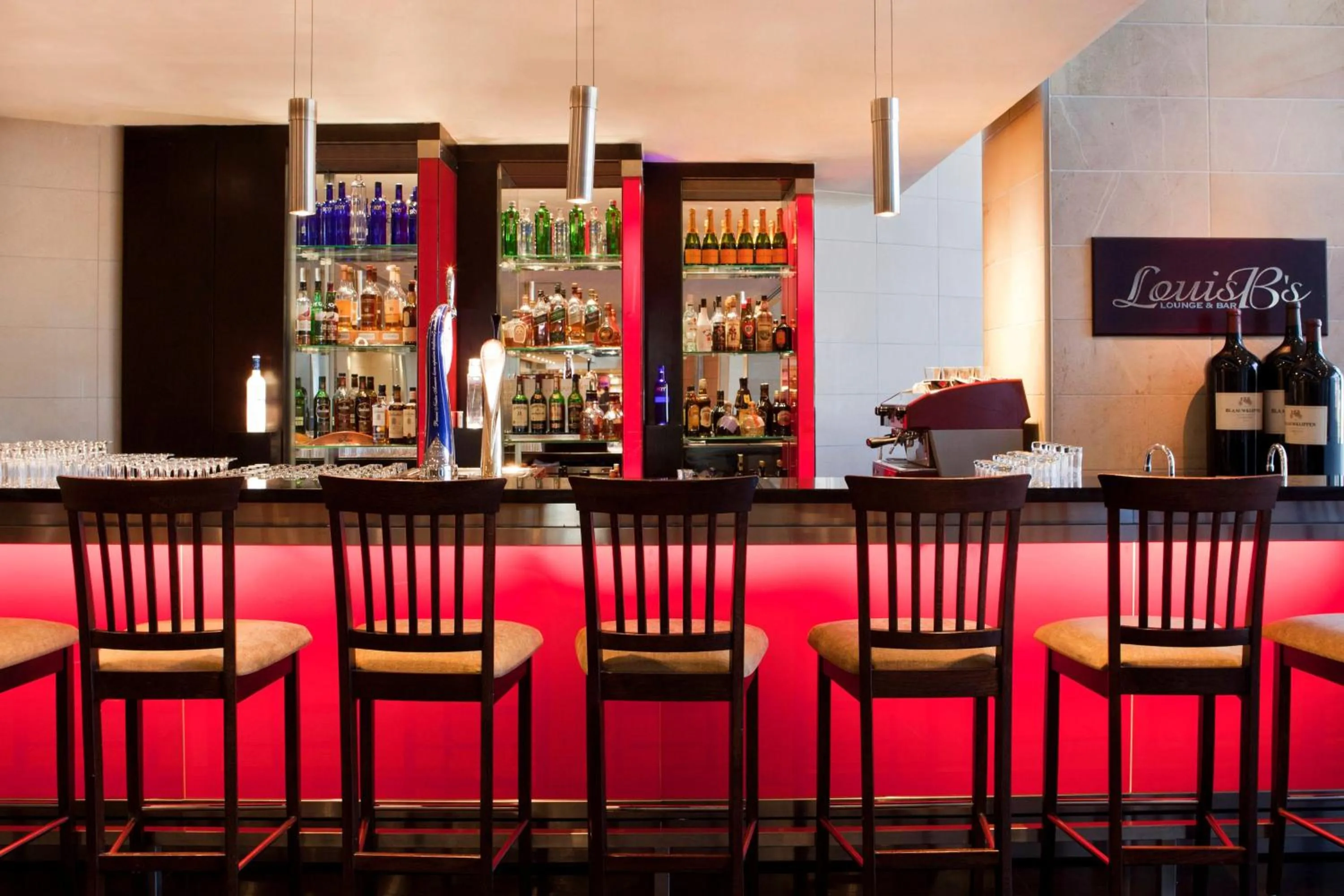 Restaurant/places to eat in The Westin Cape Town