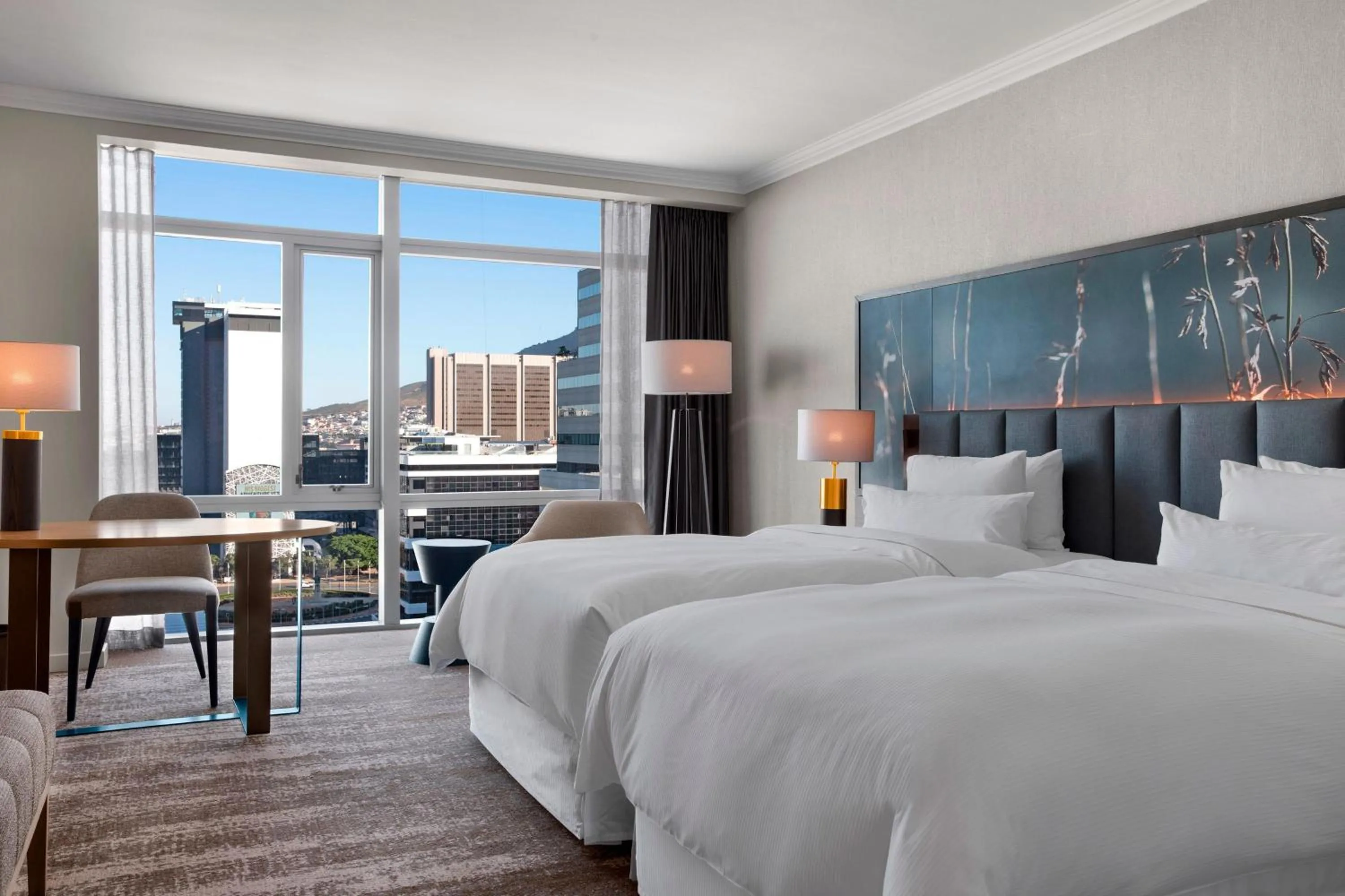 Photo of the whole room, Bed in The Westin Cape Town