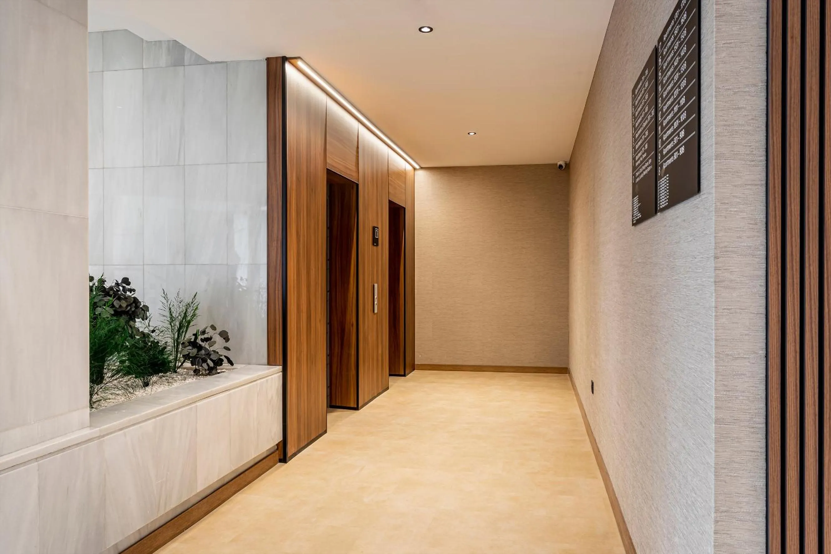 elevator in B48 Valencia Feria