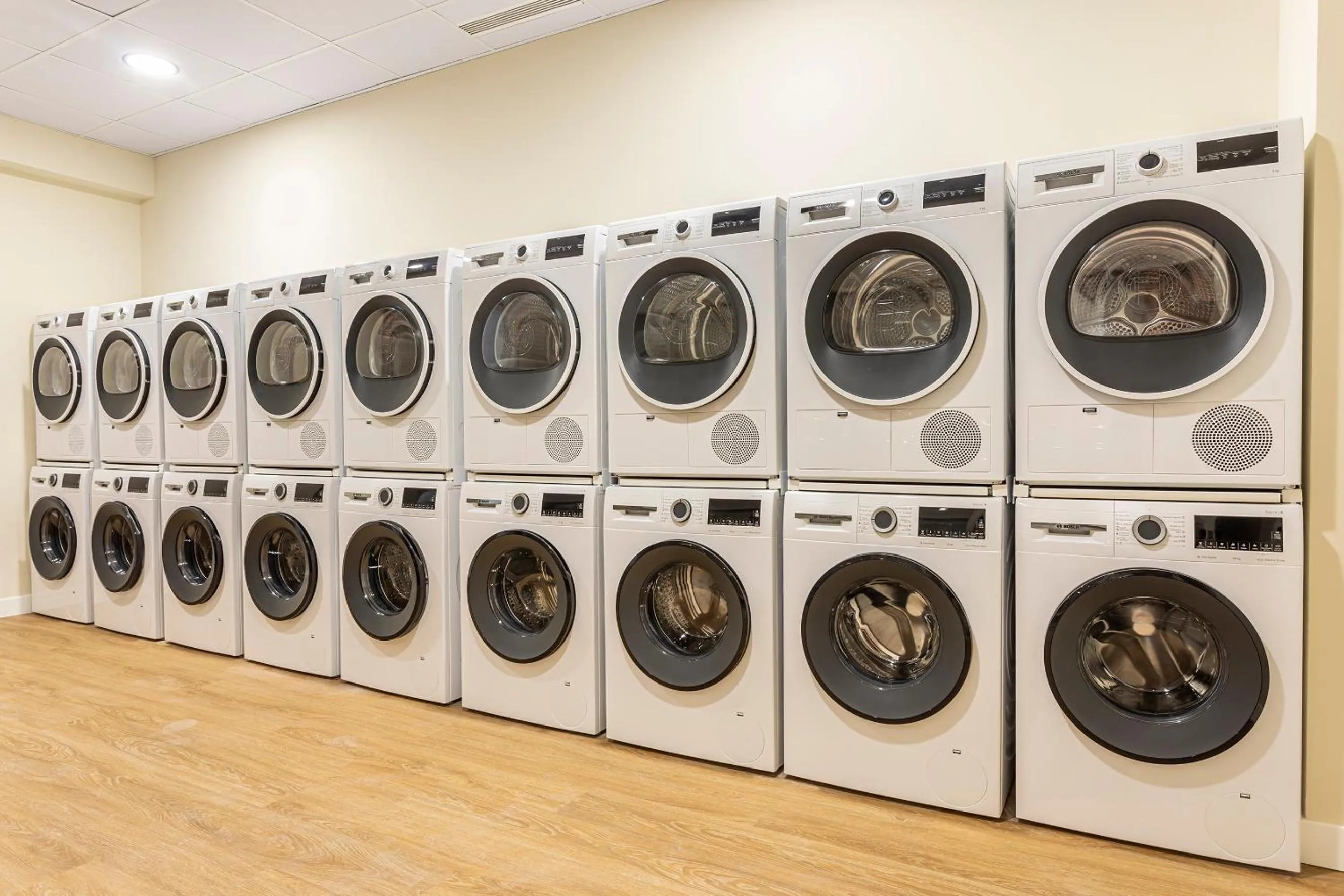 laundry in B48 Valencia Feria