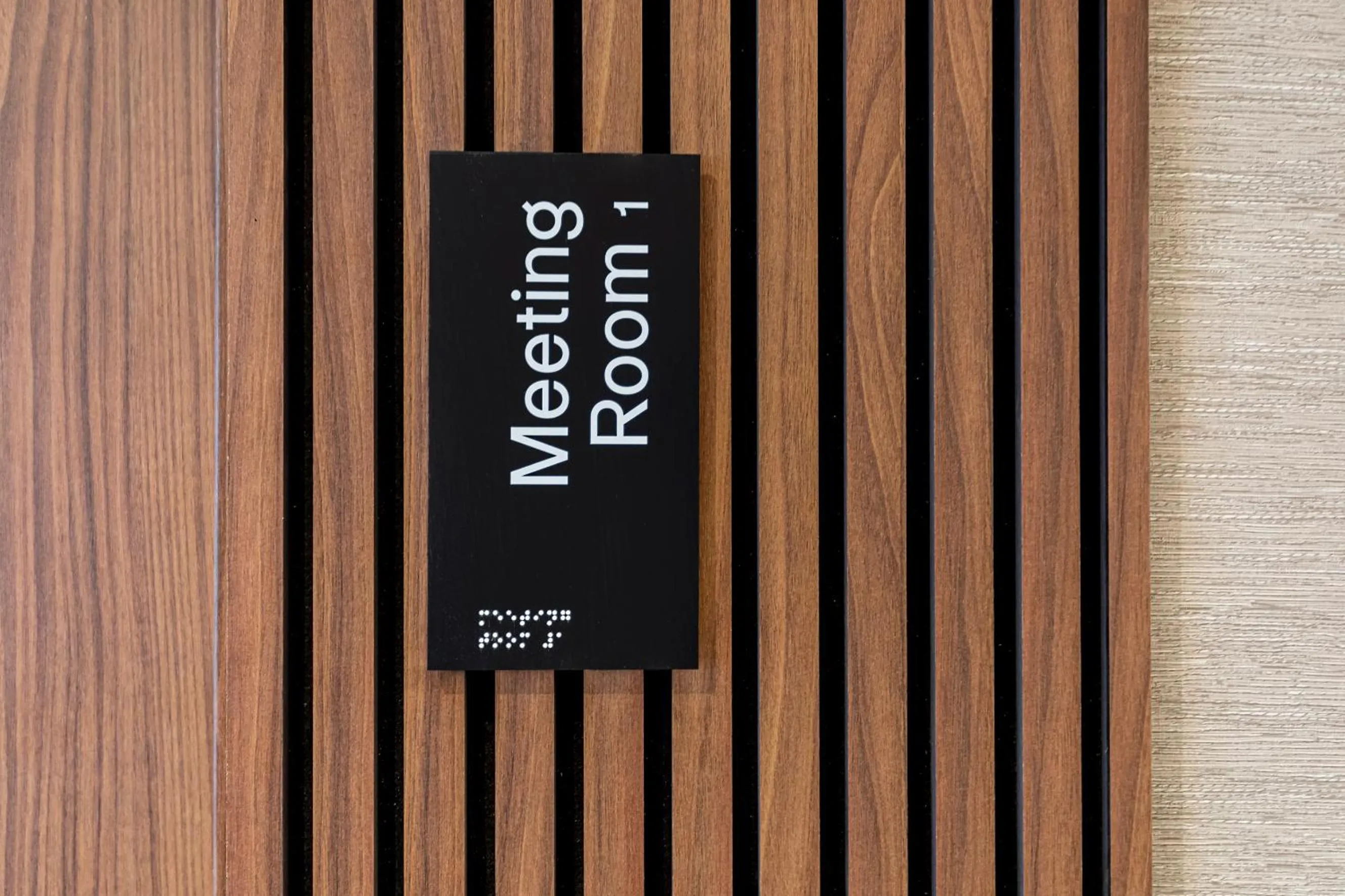 Decorative detail in B48 Valencia Feria