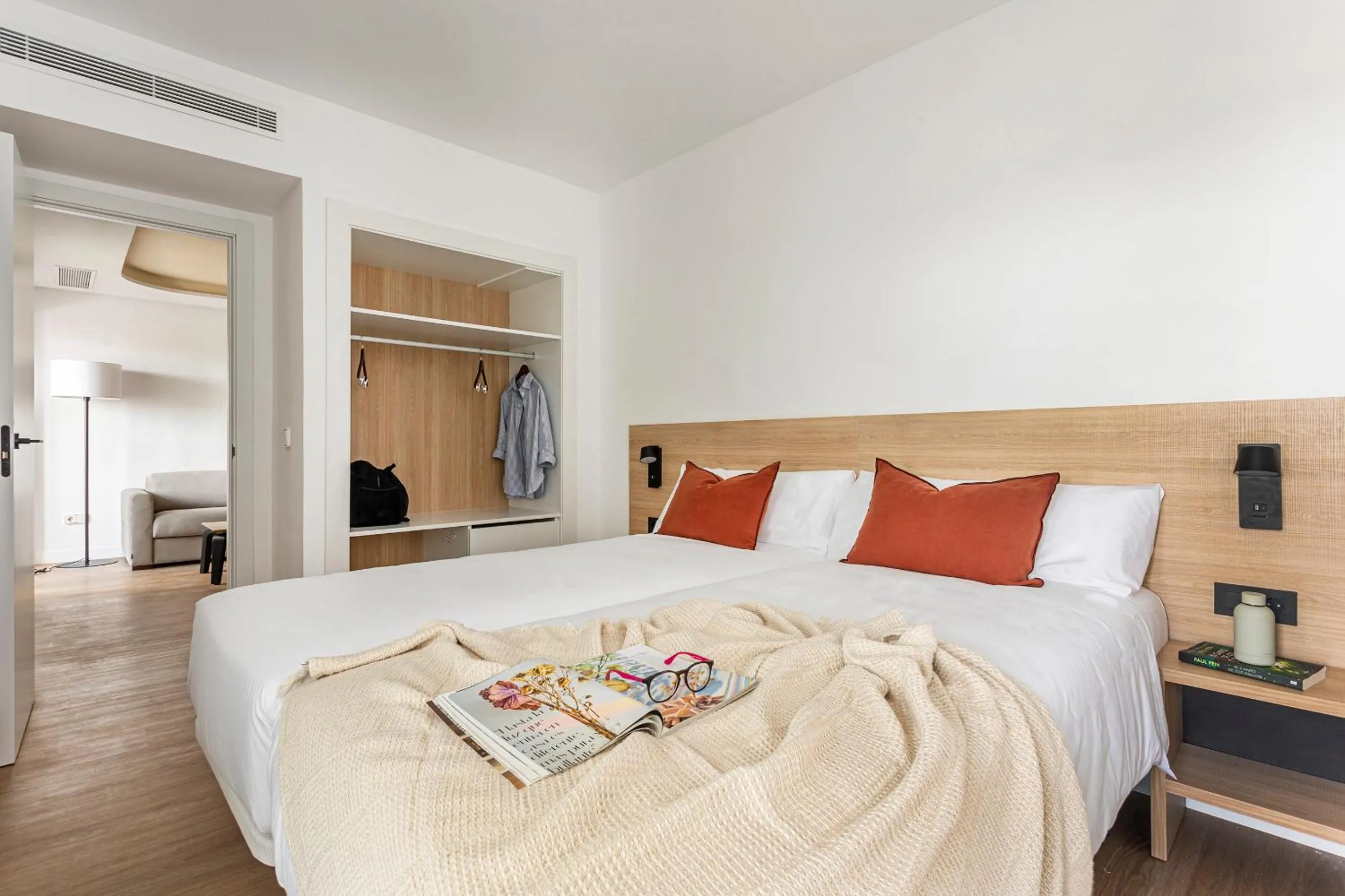 Bedroom, Bed in B48 Valencia Feria