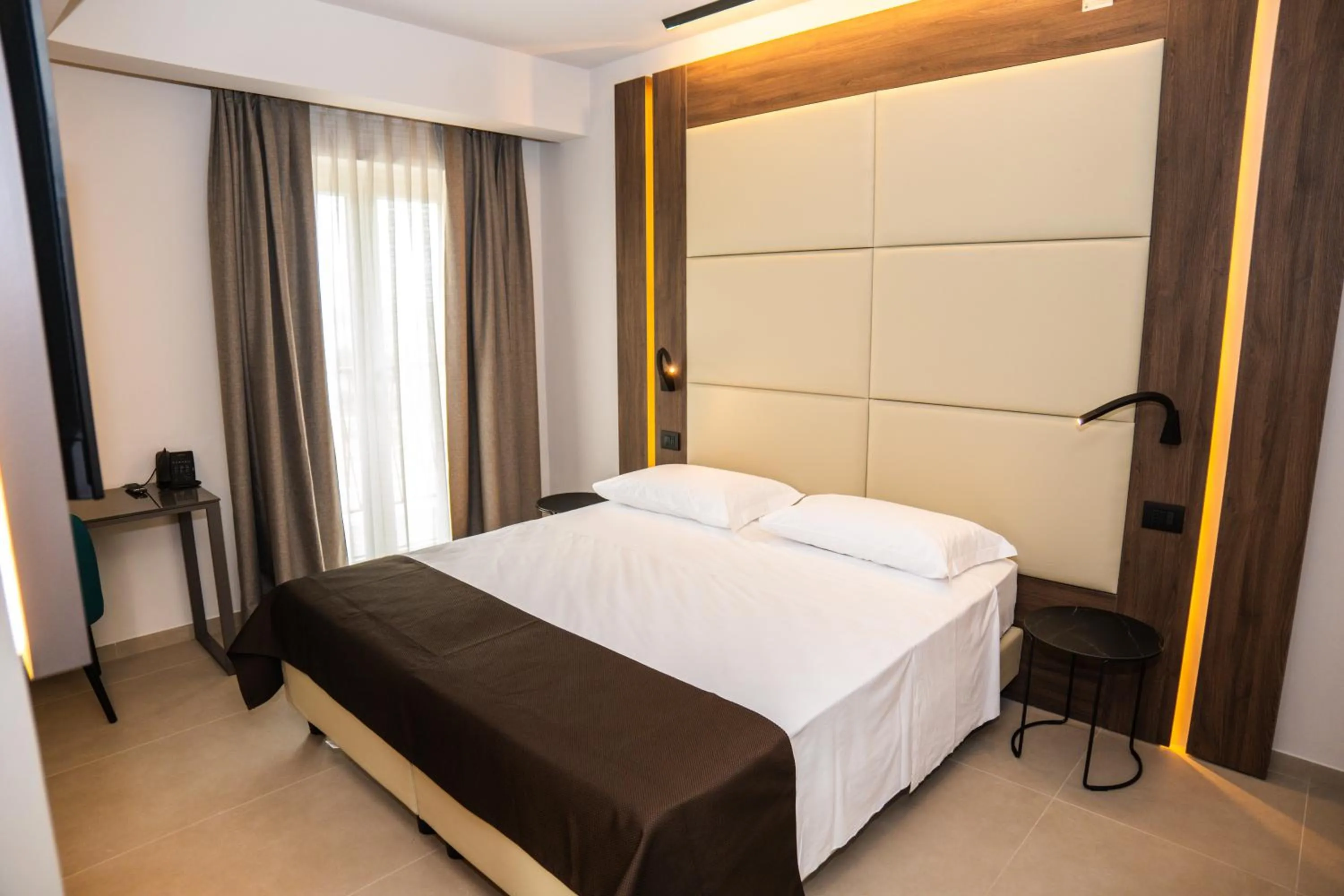 Deluxe Double or Twin Room - single occupancy in Hotel Perla del Gargano