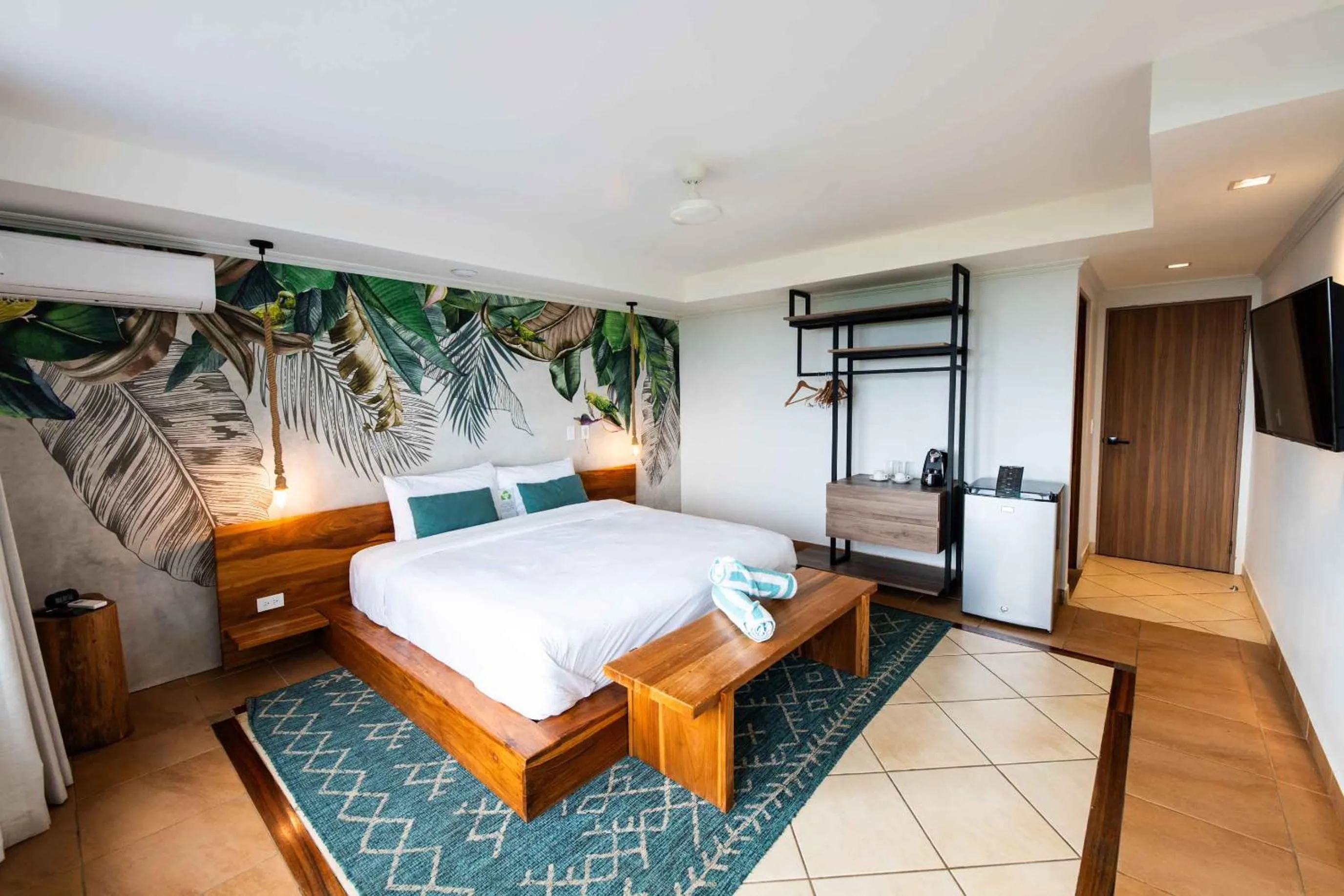 Deluxe Double Room with Sea View in Villa Marala