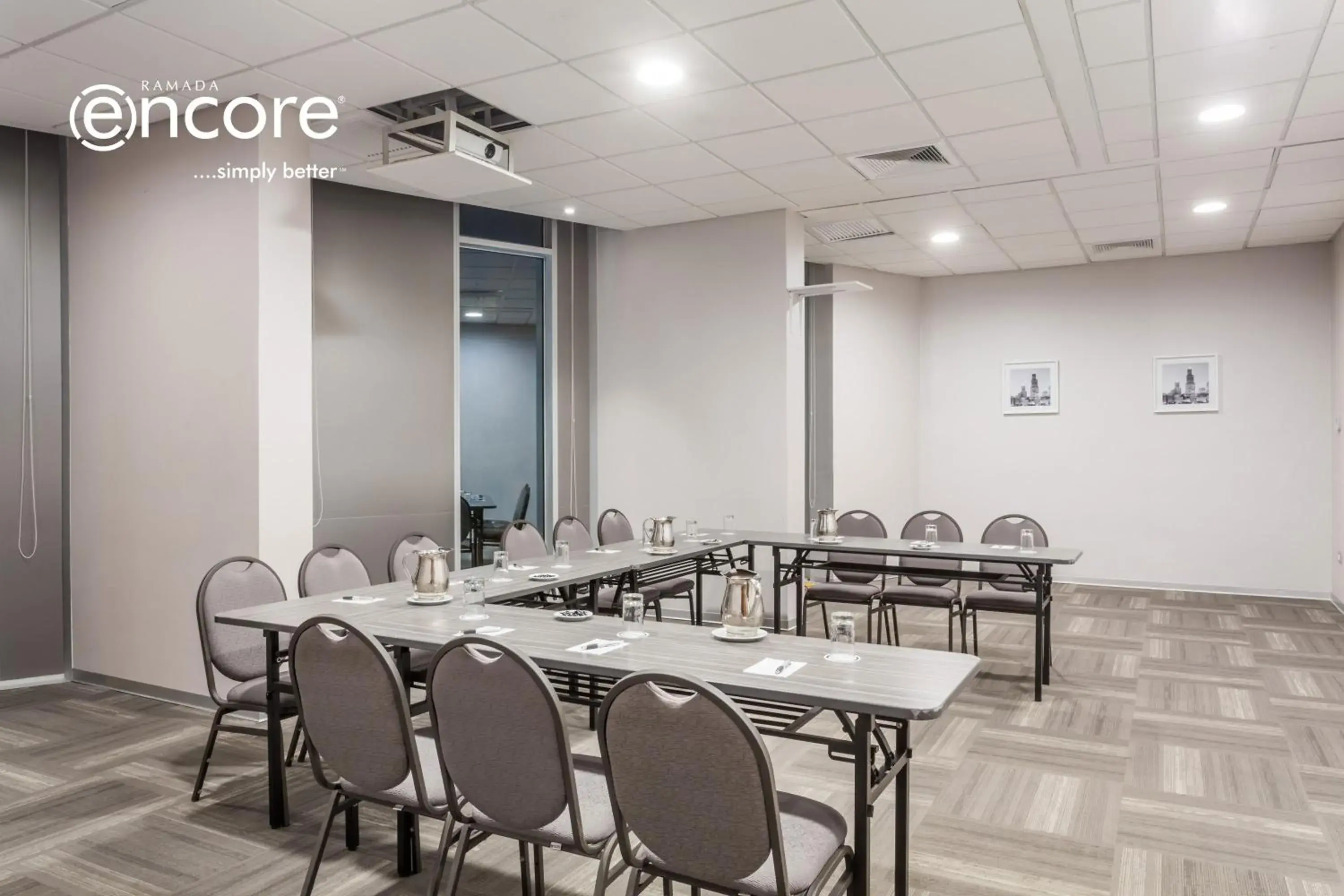Lounge or bar in Ramada Encore by Wyndham Lima San Isidro Lounge or bar in Ramada Encore by Wyndham Lima San Isidro
