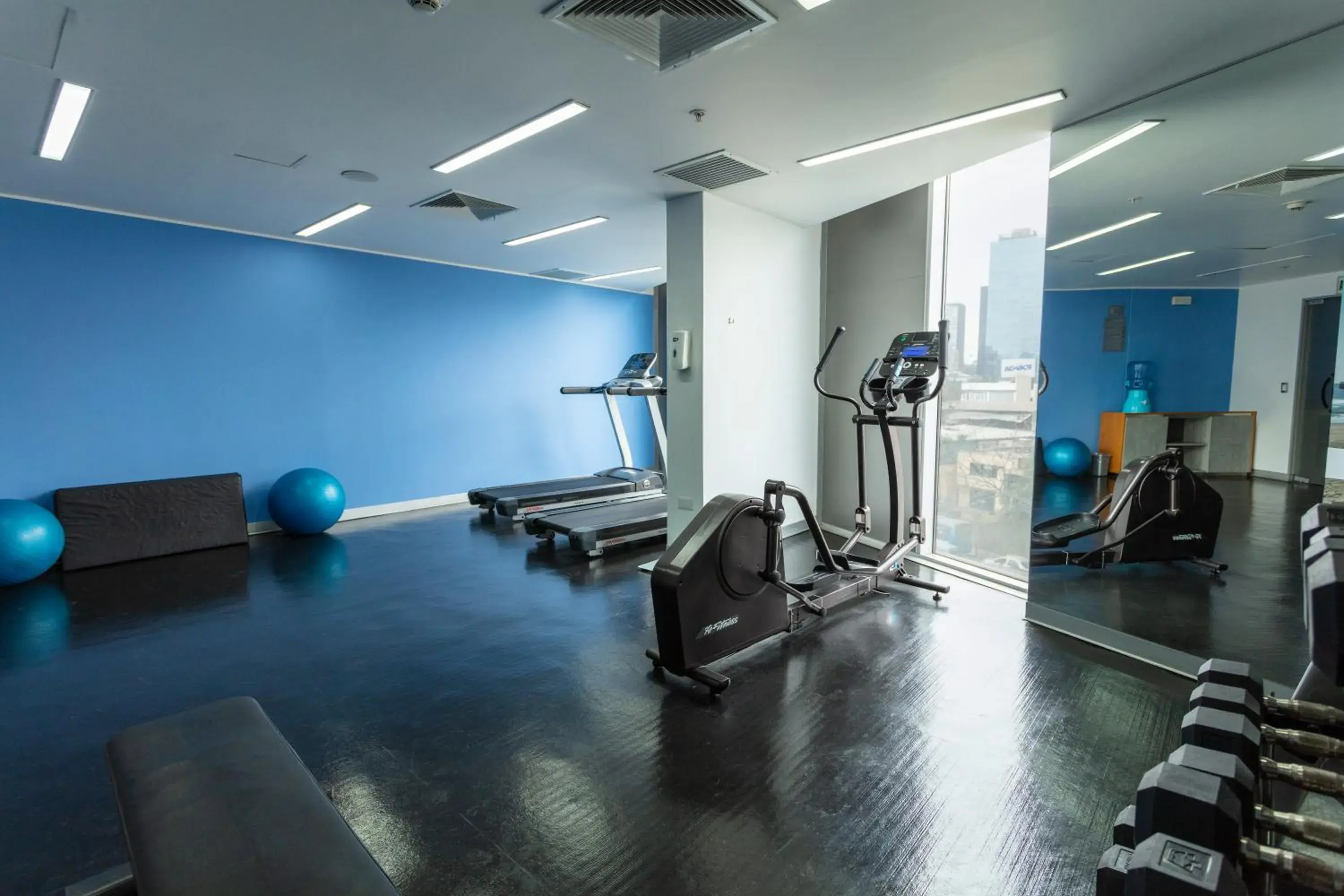 Fitness centre/facilities in Ramada Encore by Wyndham Lima San Isidro Fitness centre/facilities in Ramada Encore by Wyndham Lima San Isidro