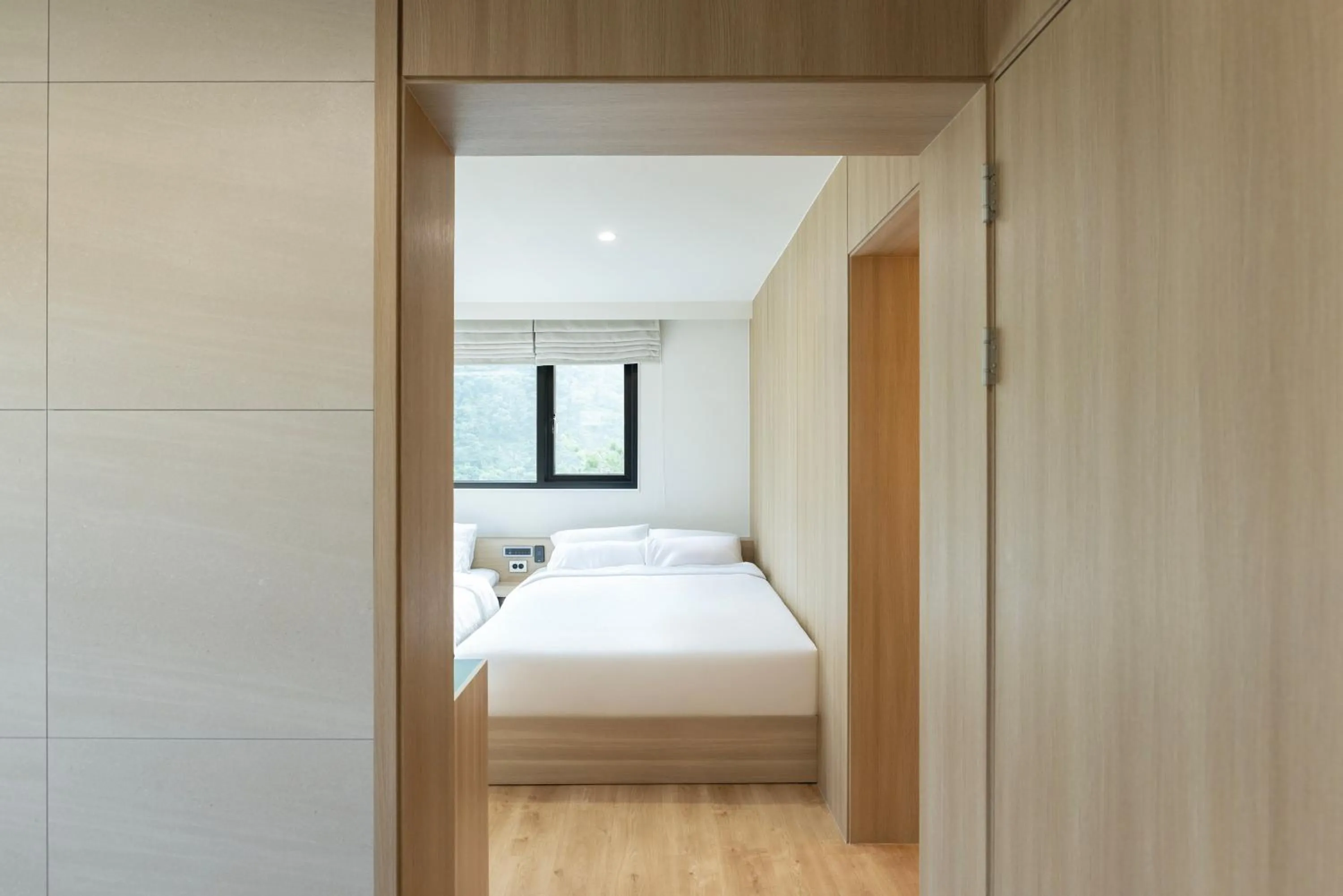 Bed in Hotel Rivmont Danyang by AANK