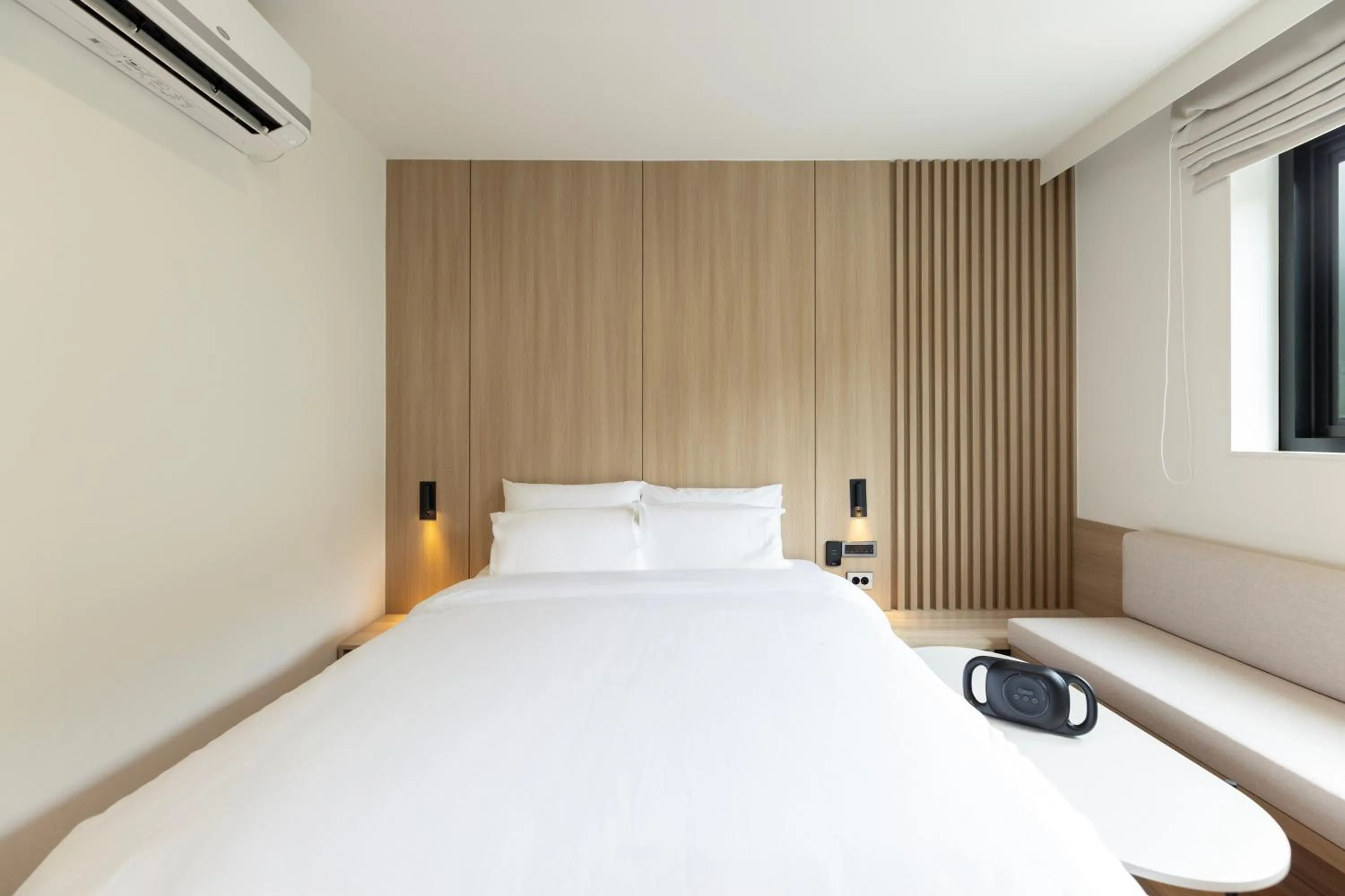 Bed in Hotel Rivmont Danyang by AANK