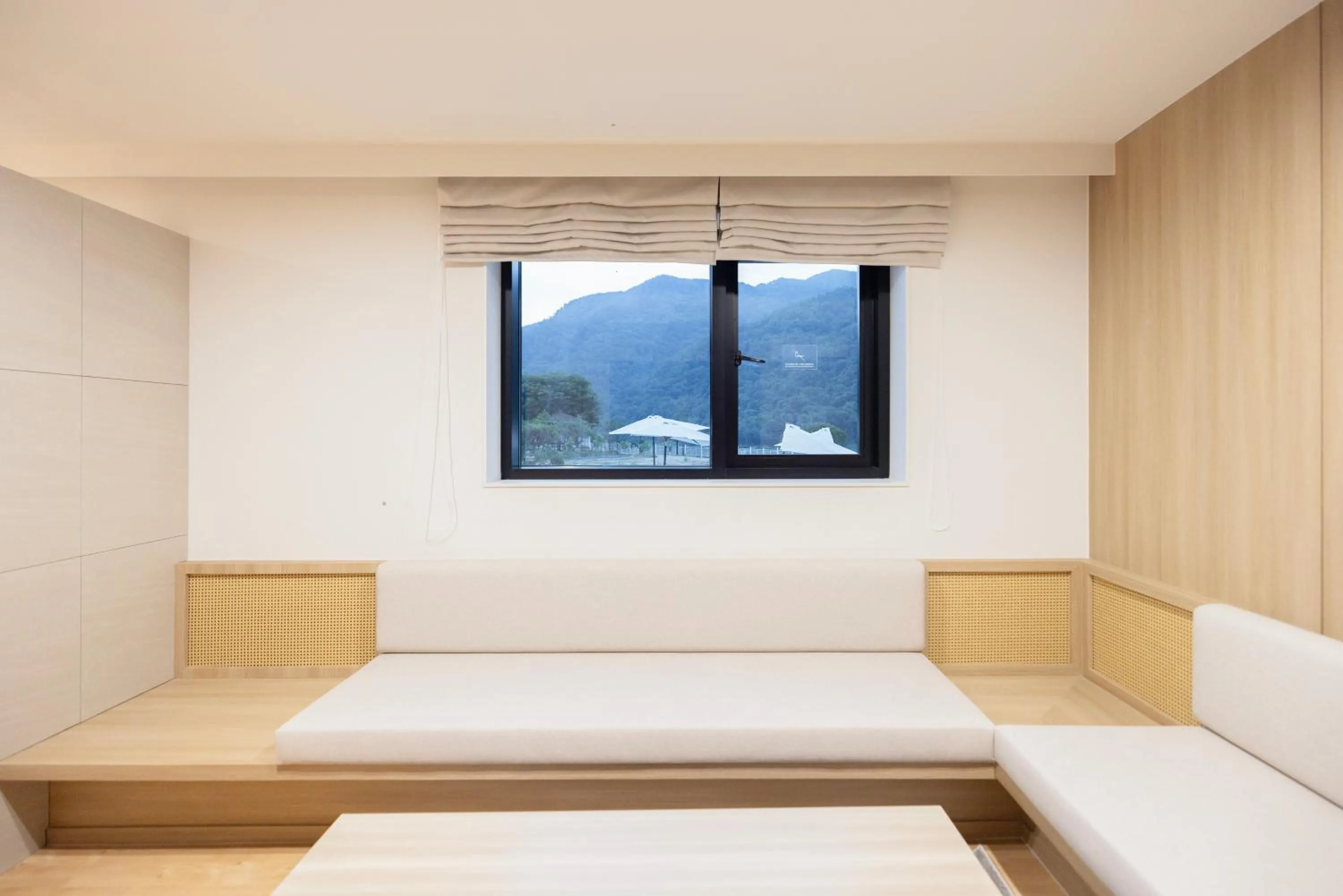 Bed in Hotel Rivmont Danyang by AANK