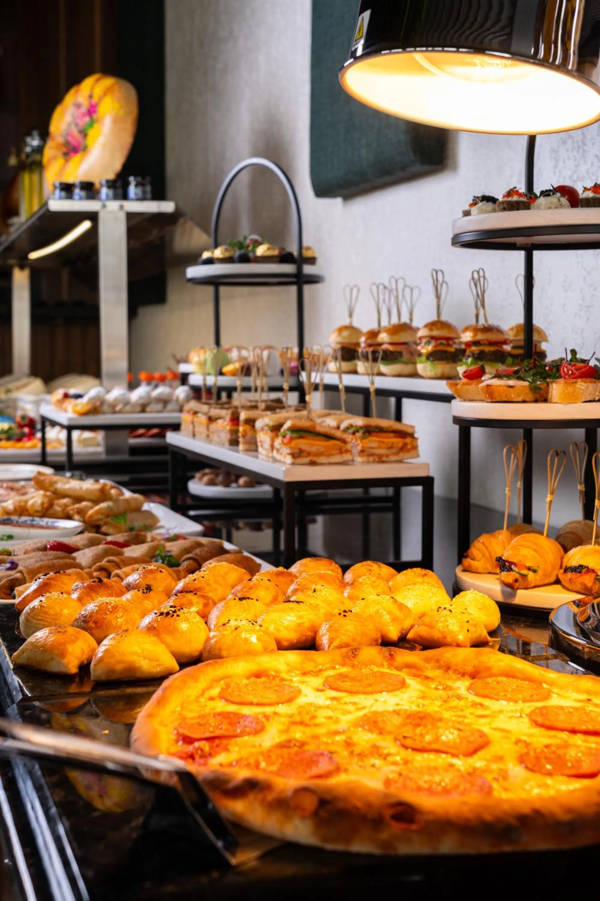 Food and drinks in Grand Dior