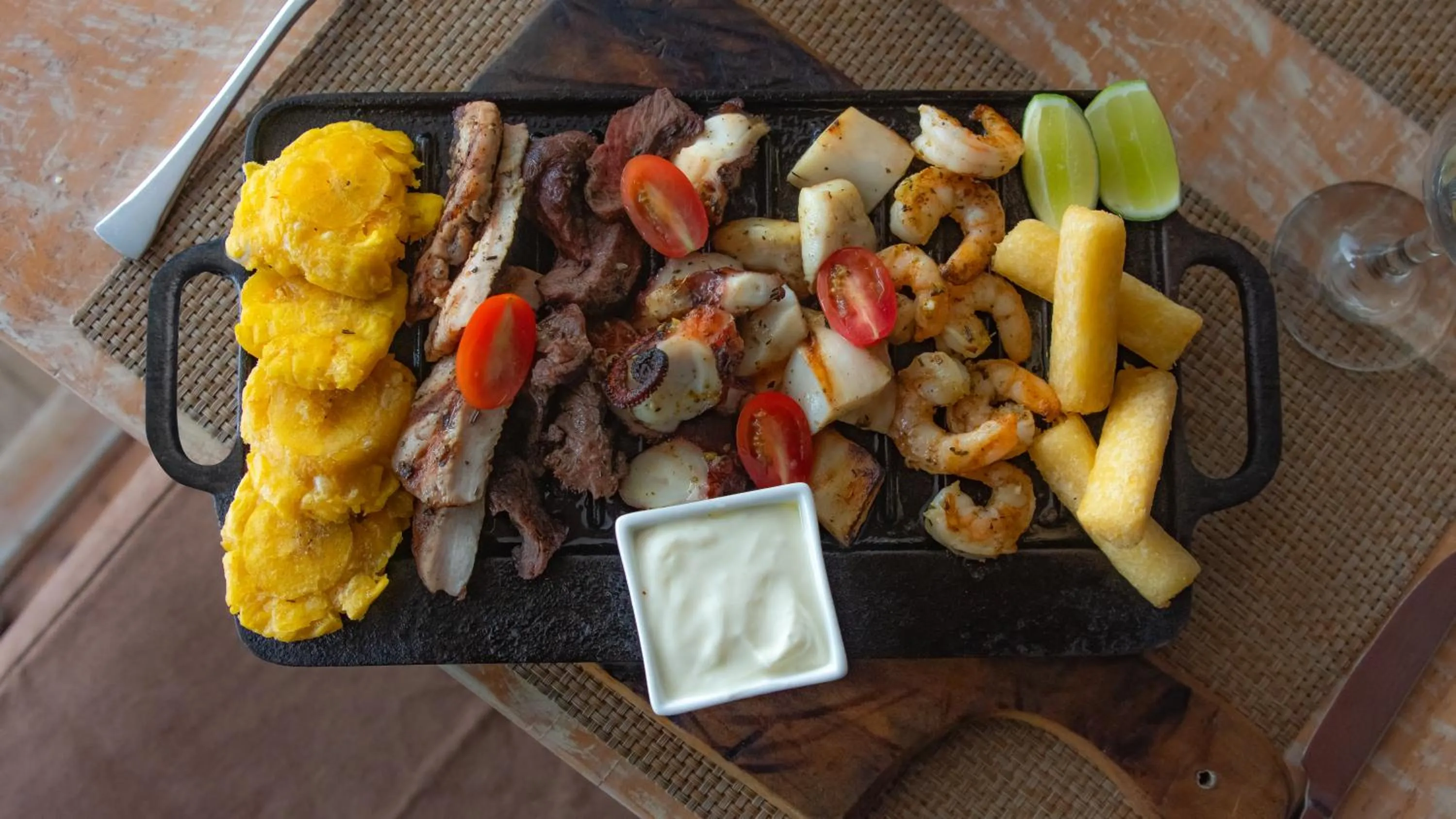 Food in Hotel Poseidon