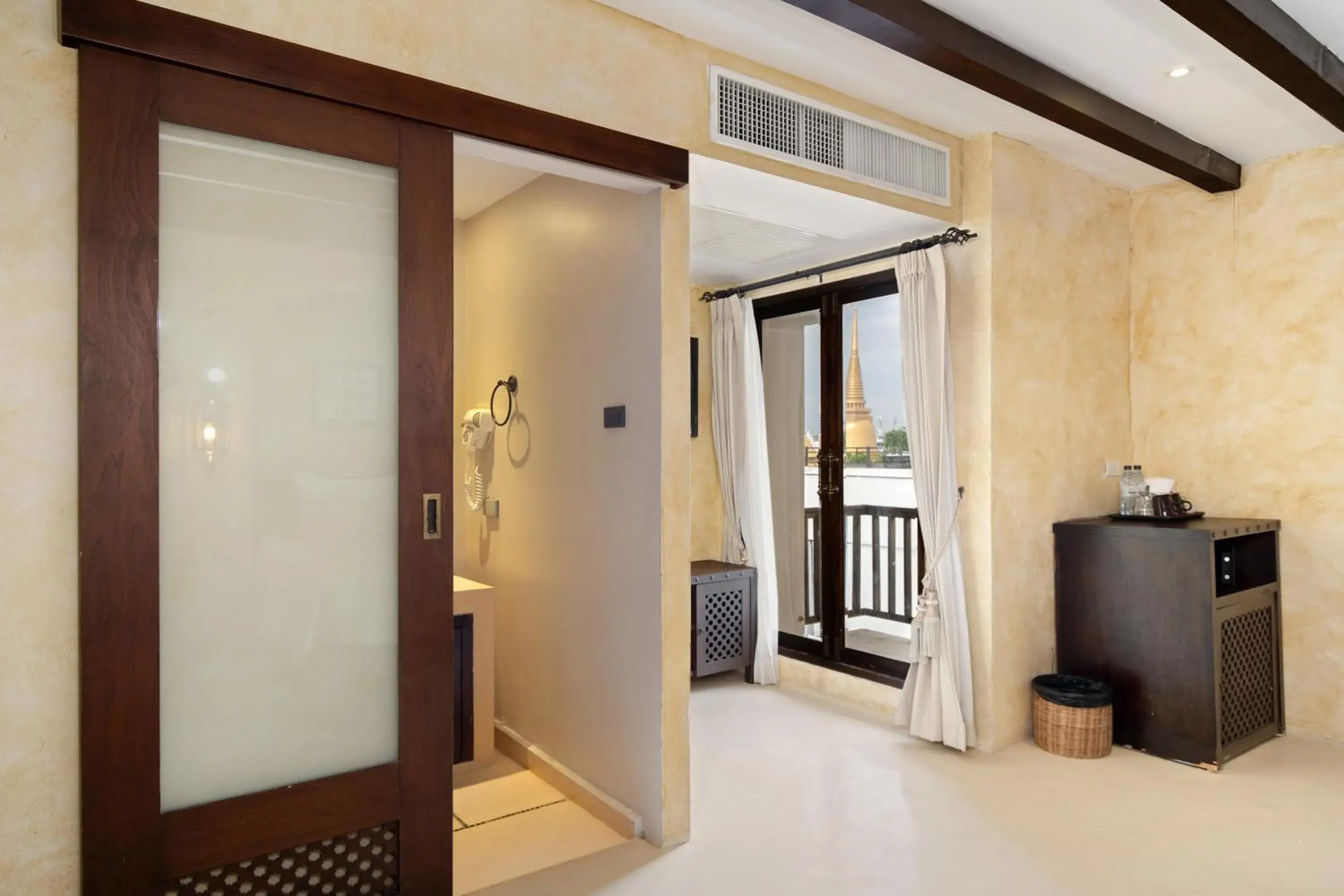 Bed in Dewan Bangkok Bed in Dewan Bangkok