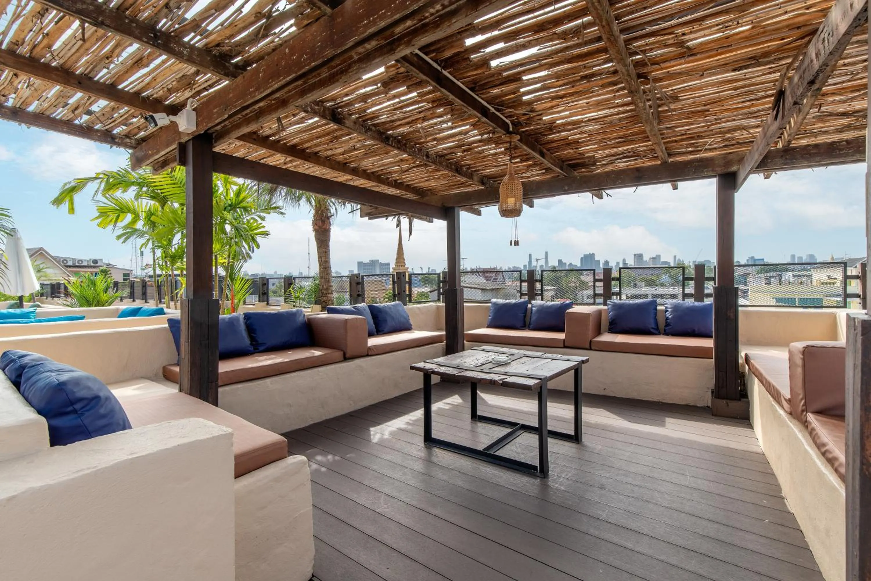 Day in Dewan Bangkok