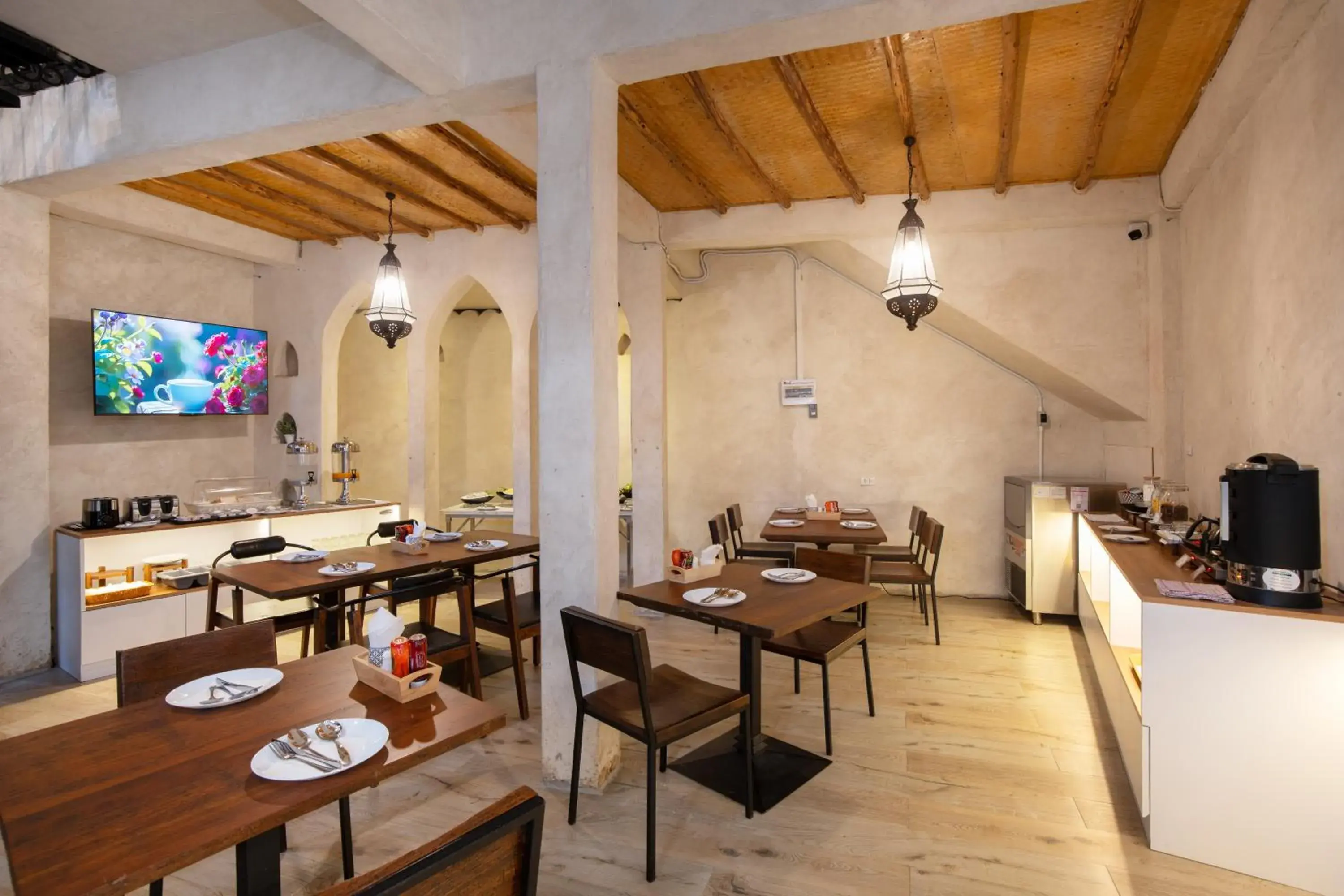 Restaurant/places to eat in Dewan Bangkok Restaurant/places to eat in Dewan Bangkok