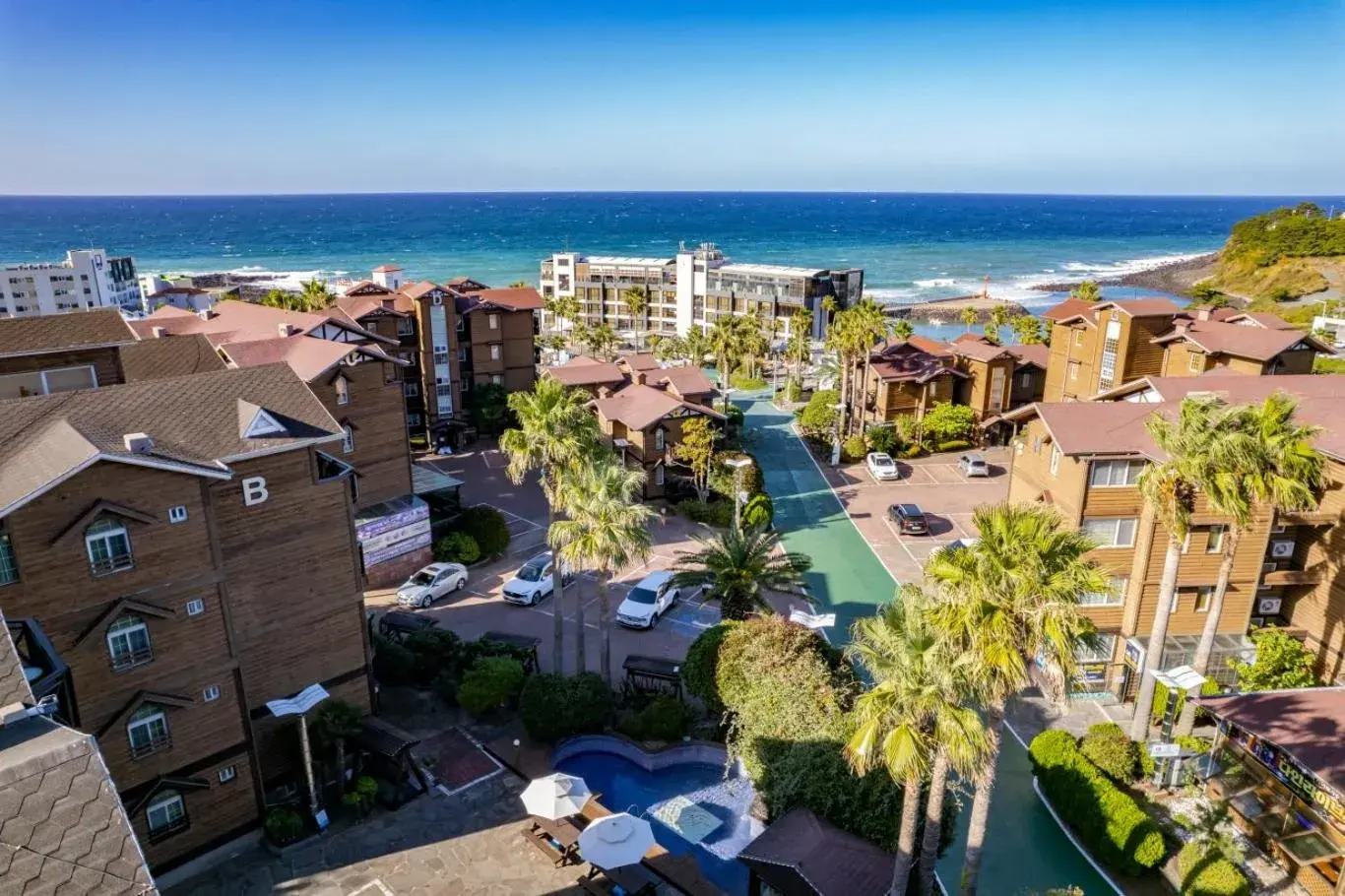 Property building in Dyne Resort Property building in Dyne Resort