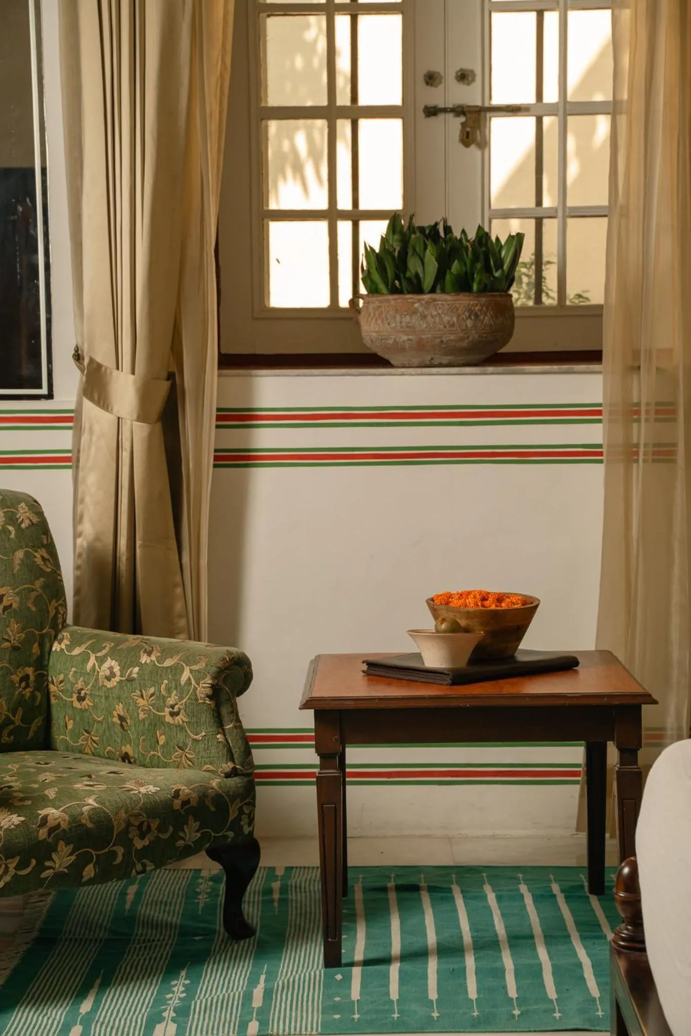 Seating area in Hotel Narain Niwas Palace