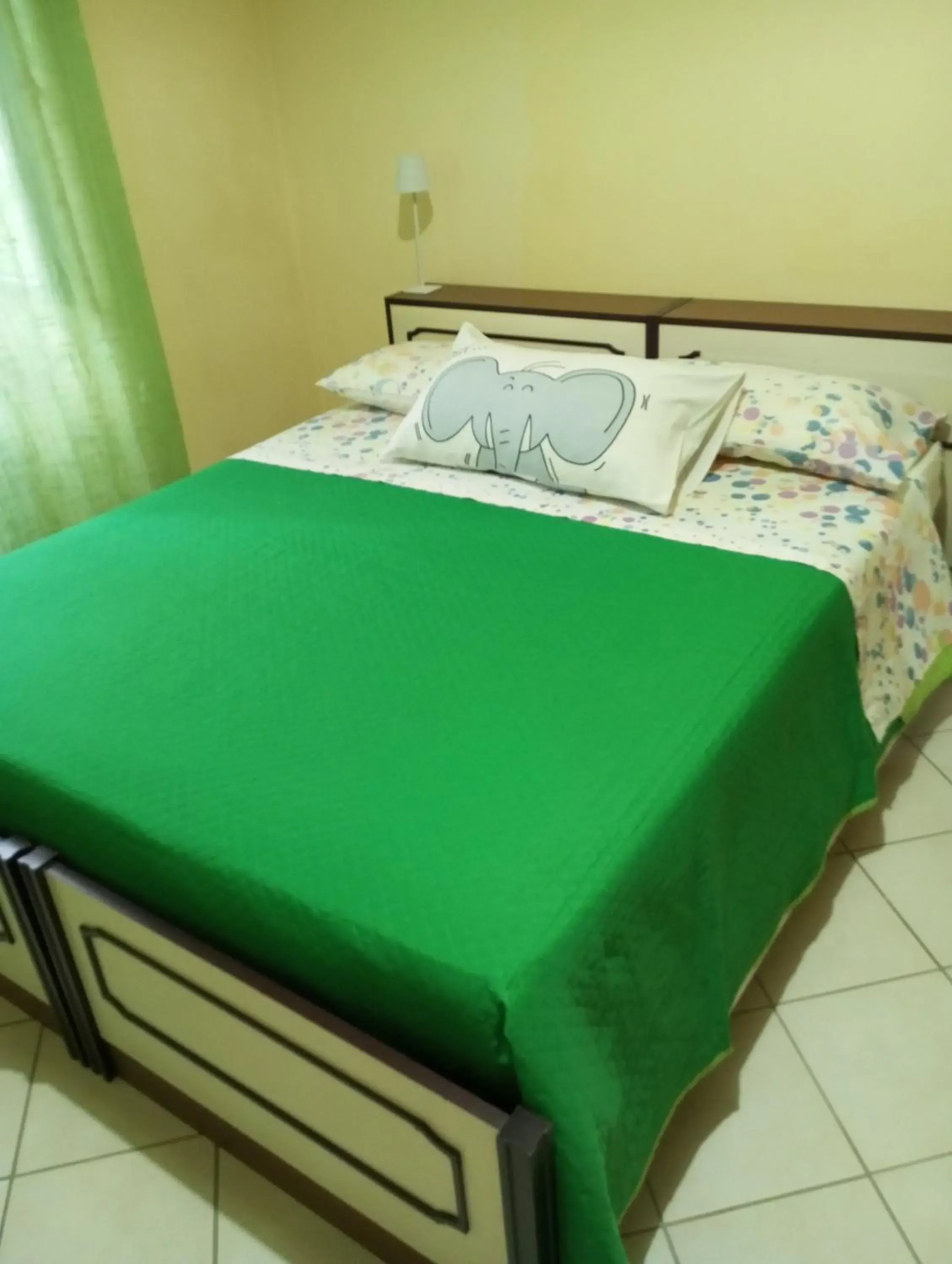 Basic Triple Room with Shared Bathroom - single occupancy in La Corte dei Morra Basic Triple Room with Shared Bathroom - single occupancy in La Corte dei Morra