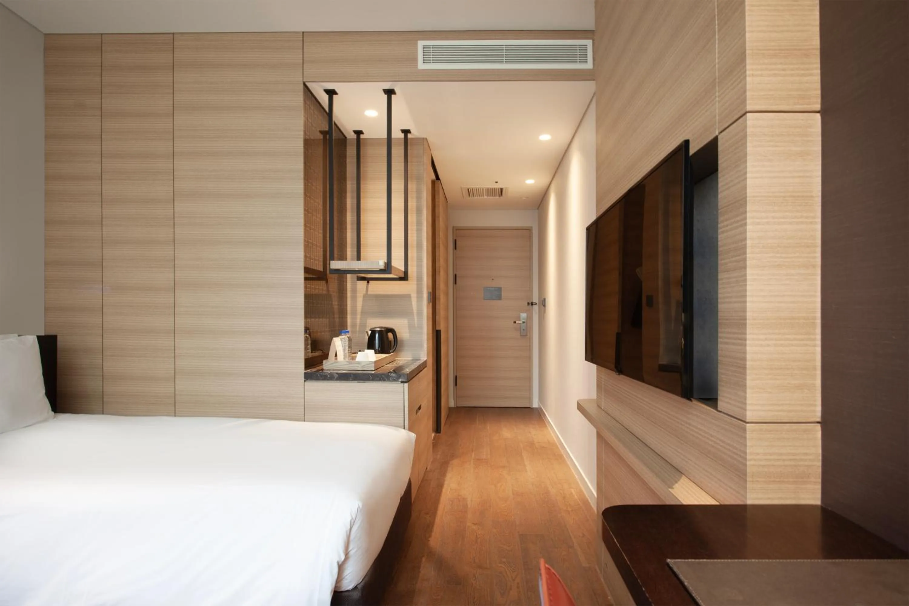 Bedroom, Bed in Crown Park Hotel Seoul Myeongdong