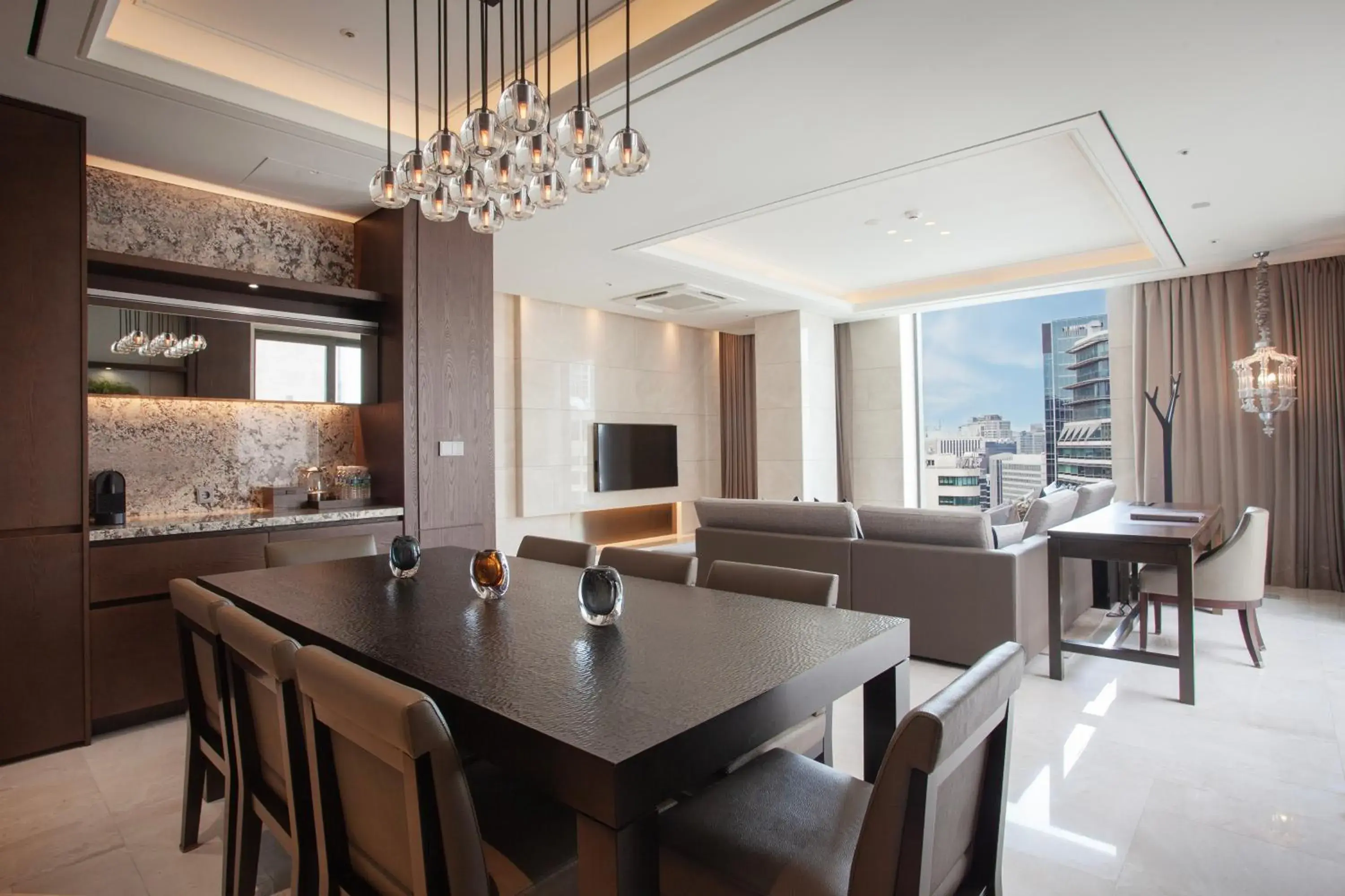 Living room in Crown Park Hotel Seoul Myeongdong Living room in Crown Park Hotel Seoul Myeongdong