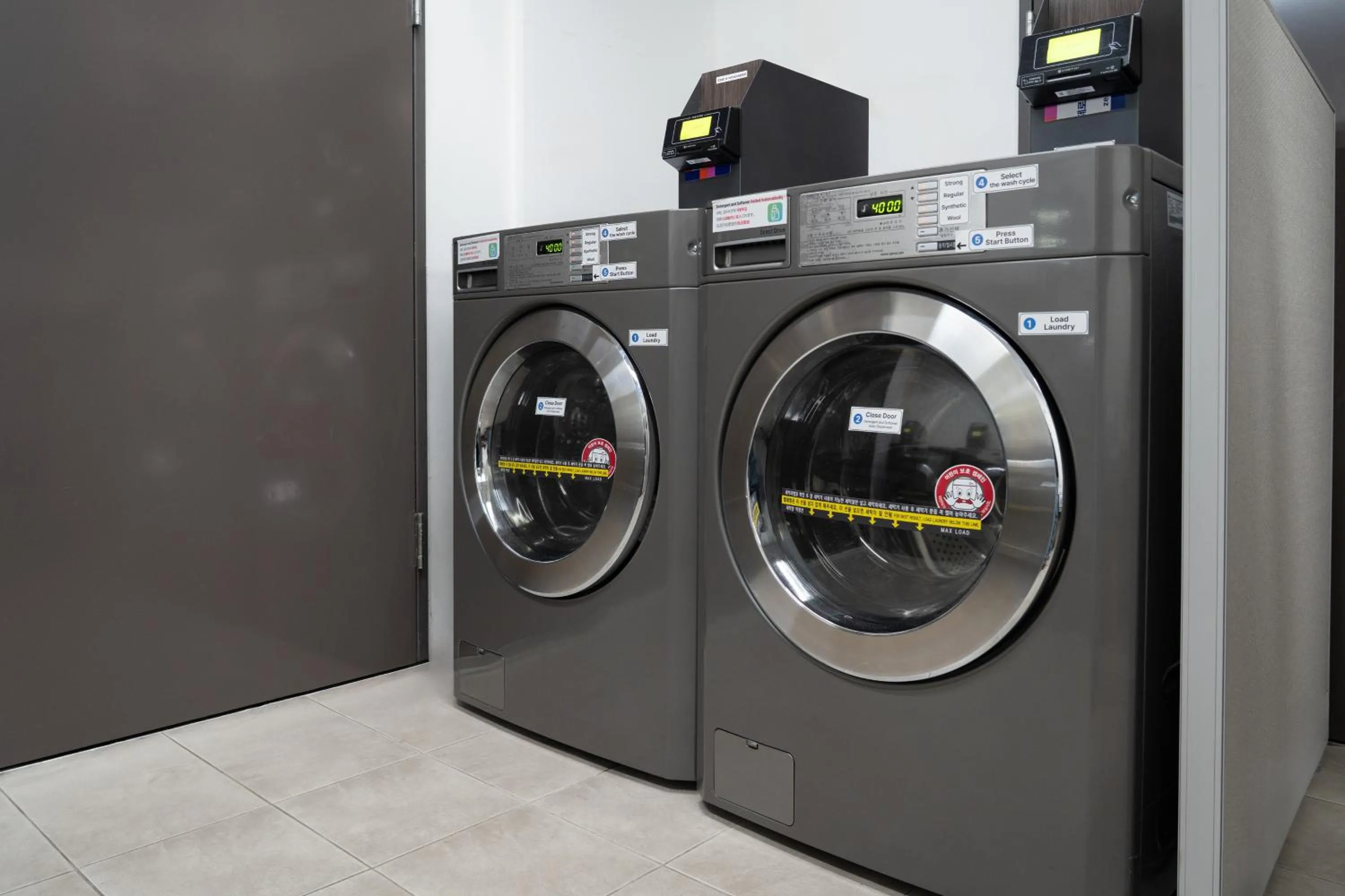 dryer in Crown Park Hotel Seoul Myeongdong