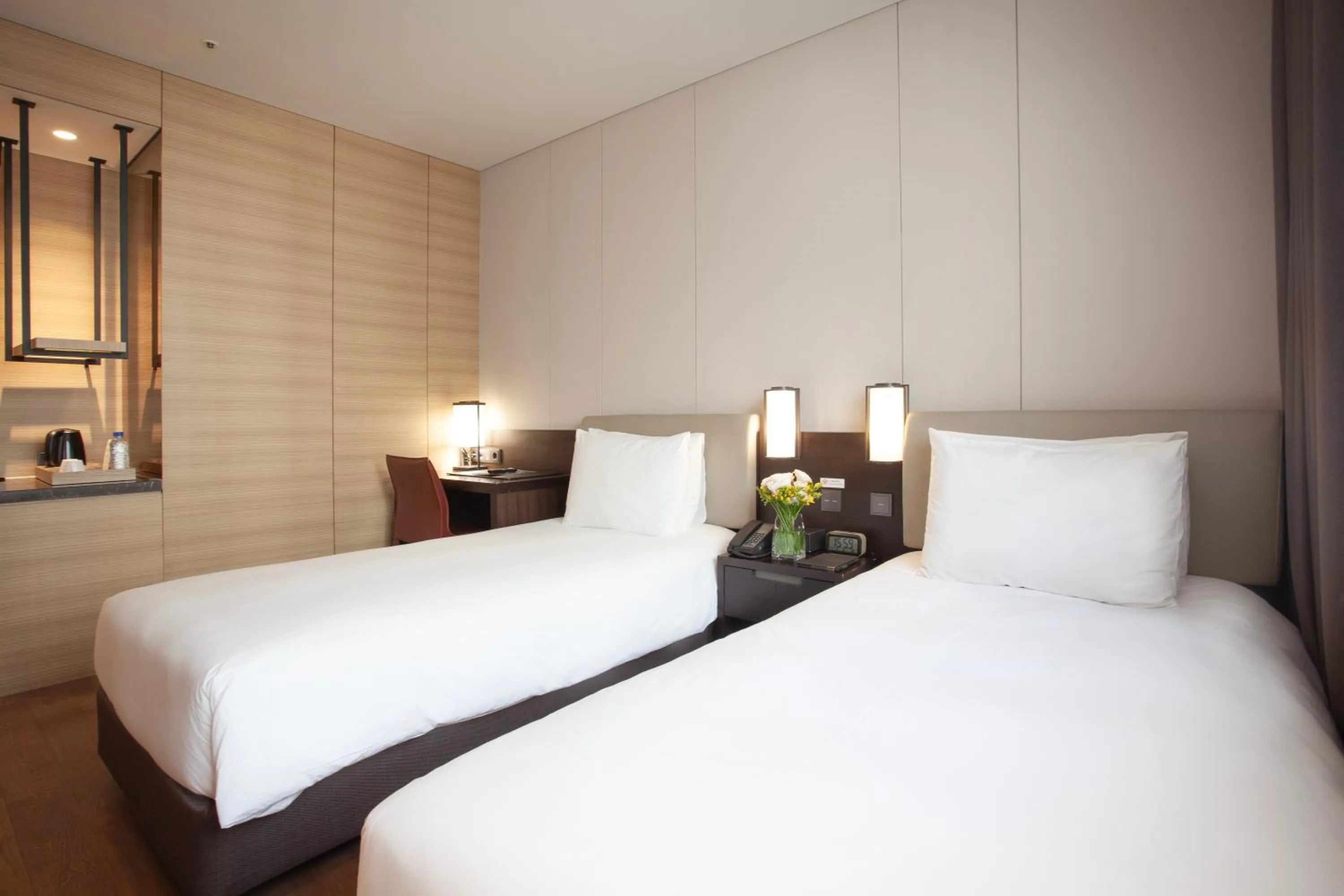 Bedroom, Bed in Crown Park Hotel Seoul Myeongdong