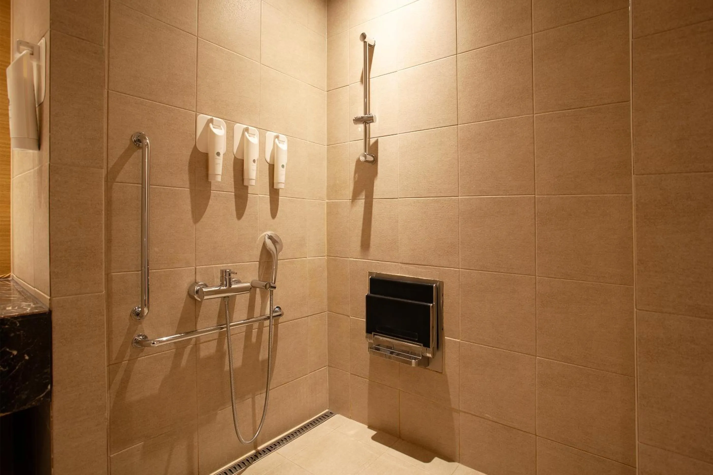 Bathroom in Crown Park Hotel Seoul Myeongdong