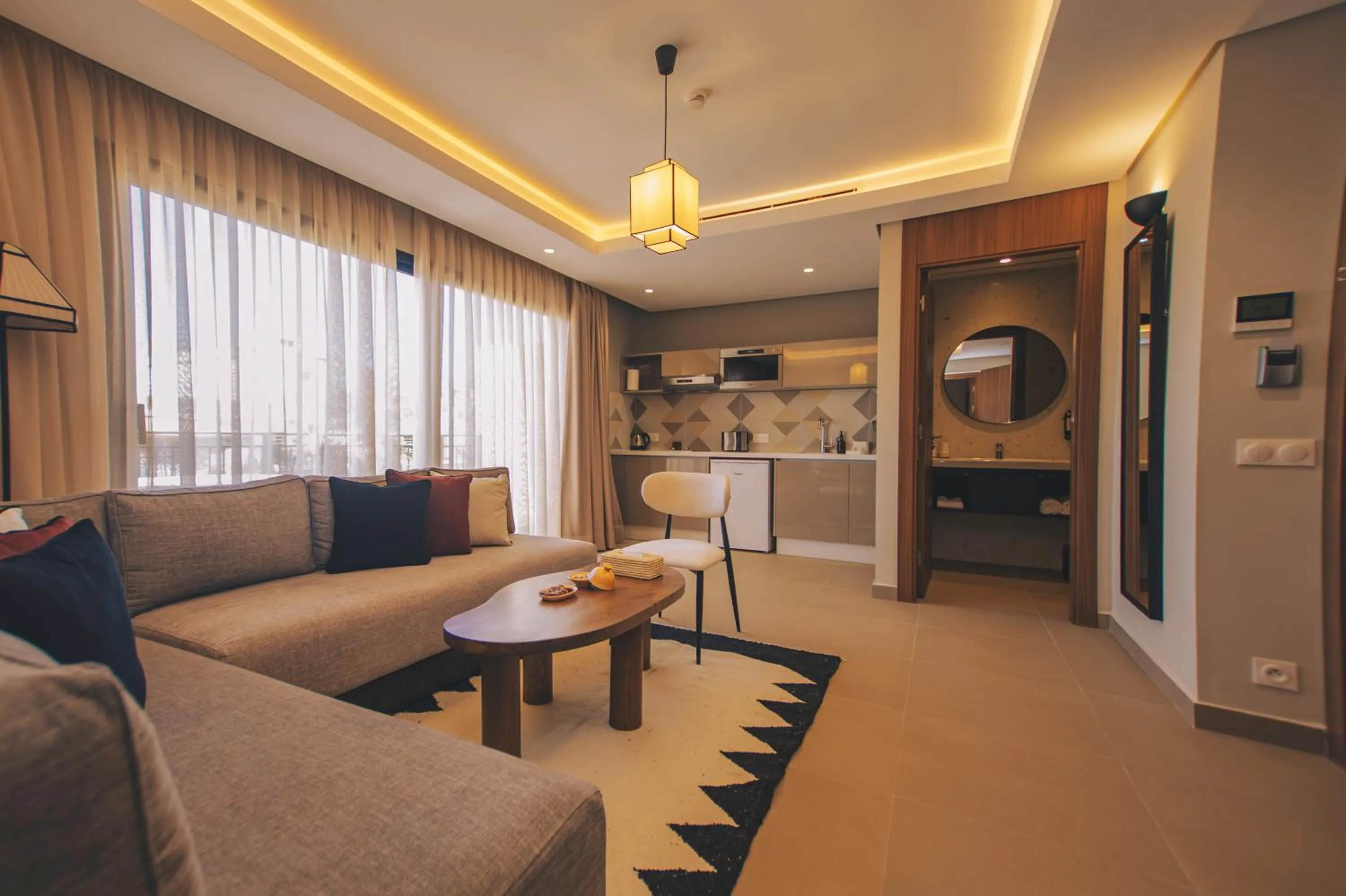 Kitchen or kitchenette in Dally Apart Hotel