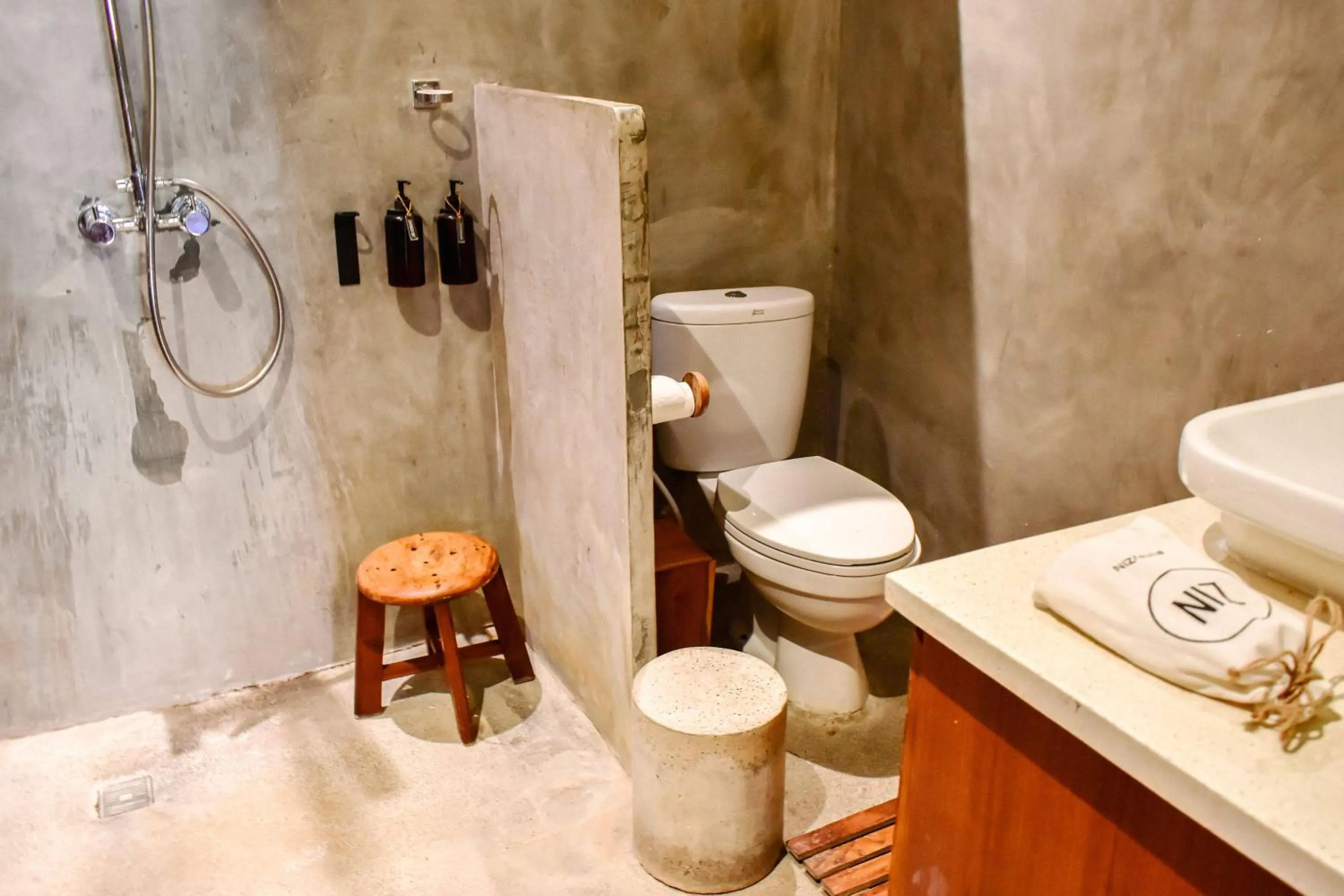 Toilet in ZIN Berawa Villas & Bungalows