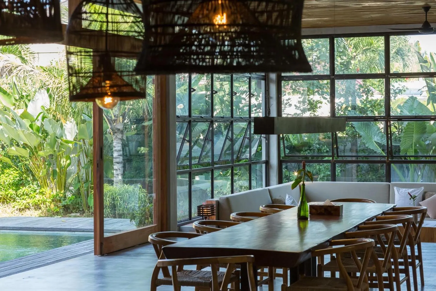 Dining area in ZIN Berawa Villas & Bungalows