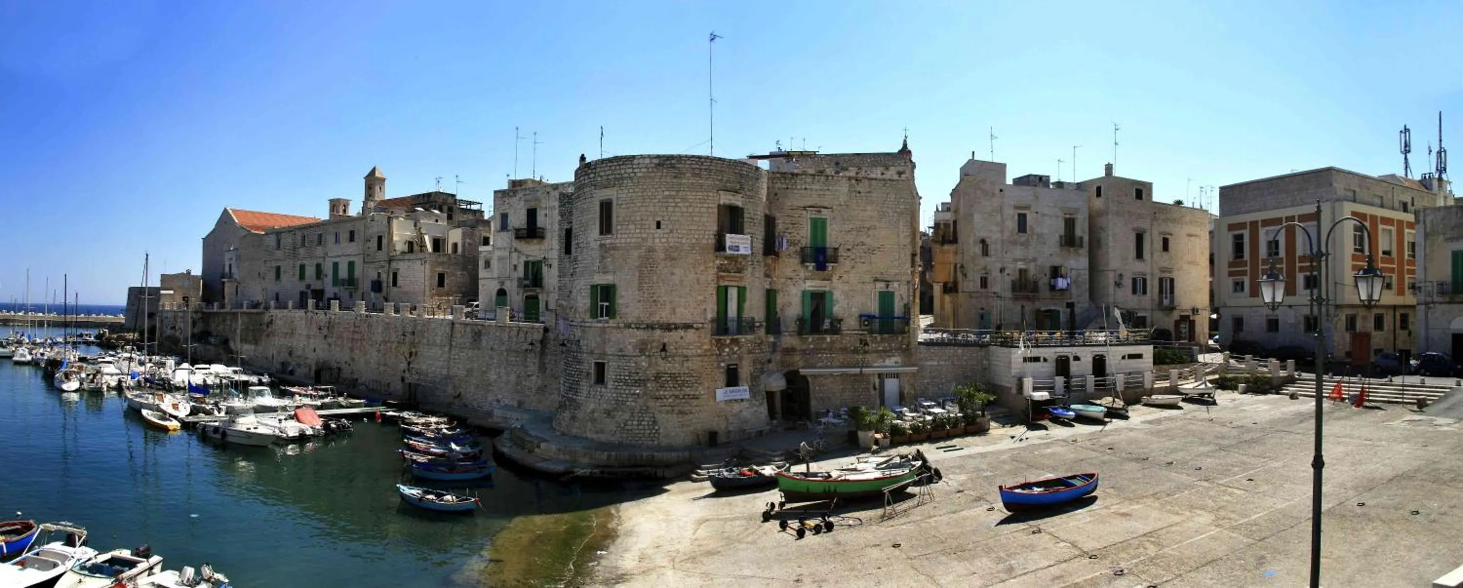 Nearby landmark in B&B Baciami Ancora