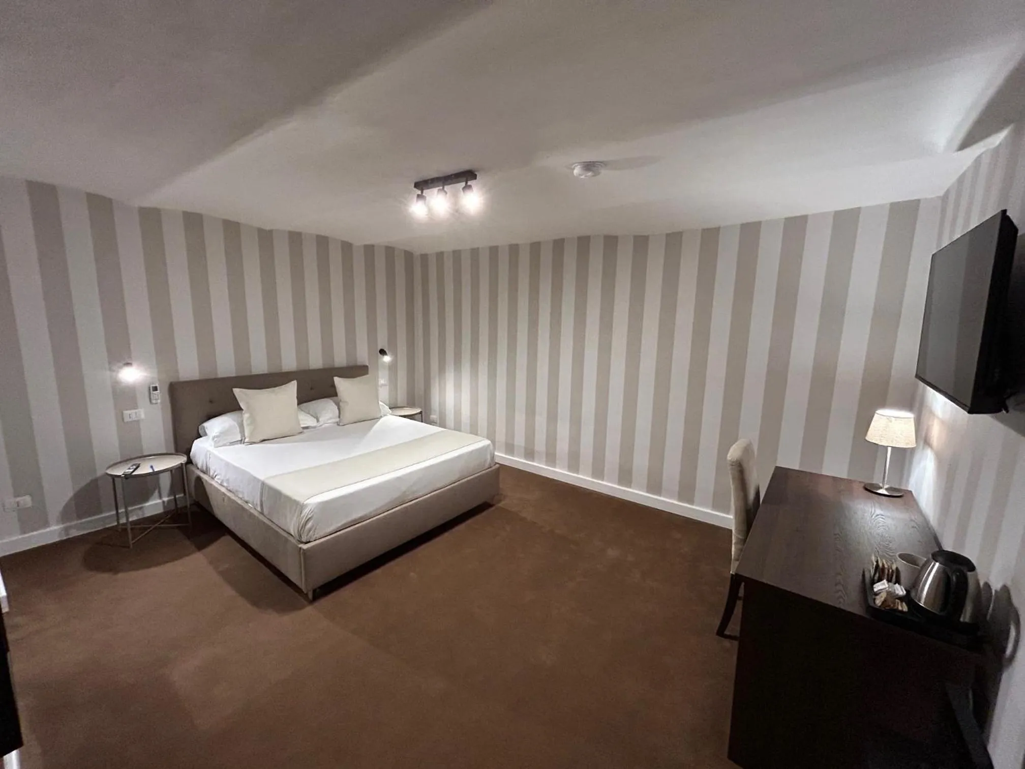 Photo of the whole room, Bed in B&B Baciami Ancora