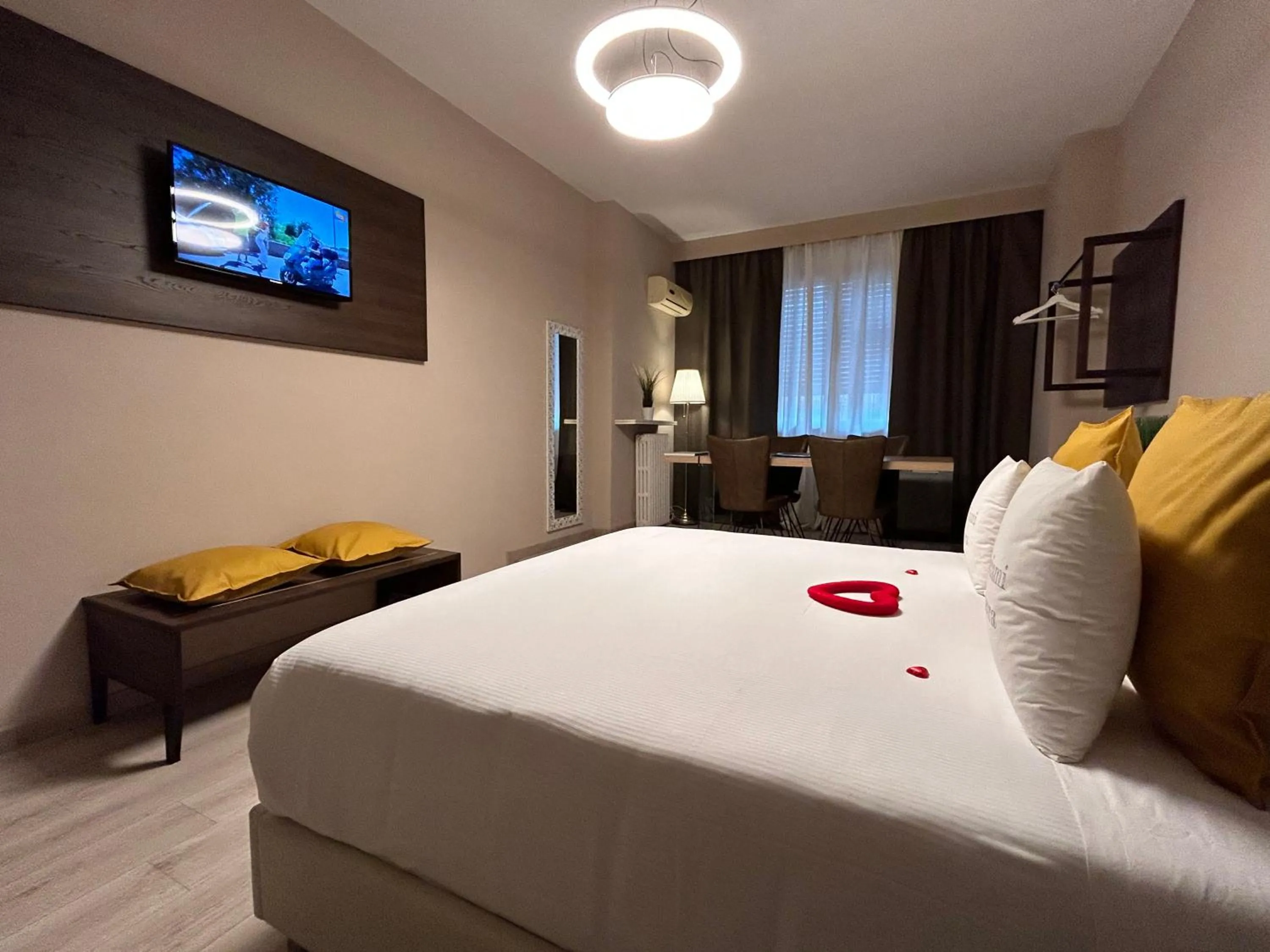 TV and multimedia, Bed in B&B Baciami Ancora