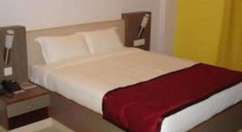 Bed in Hotel Colva Kinara
